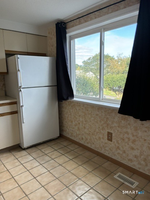 47 Woodbridge 17c Lane Property Photo 3