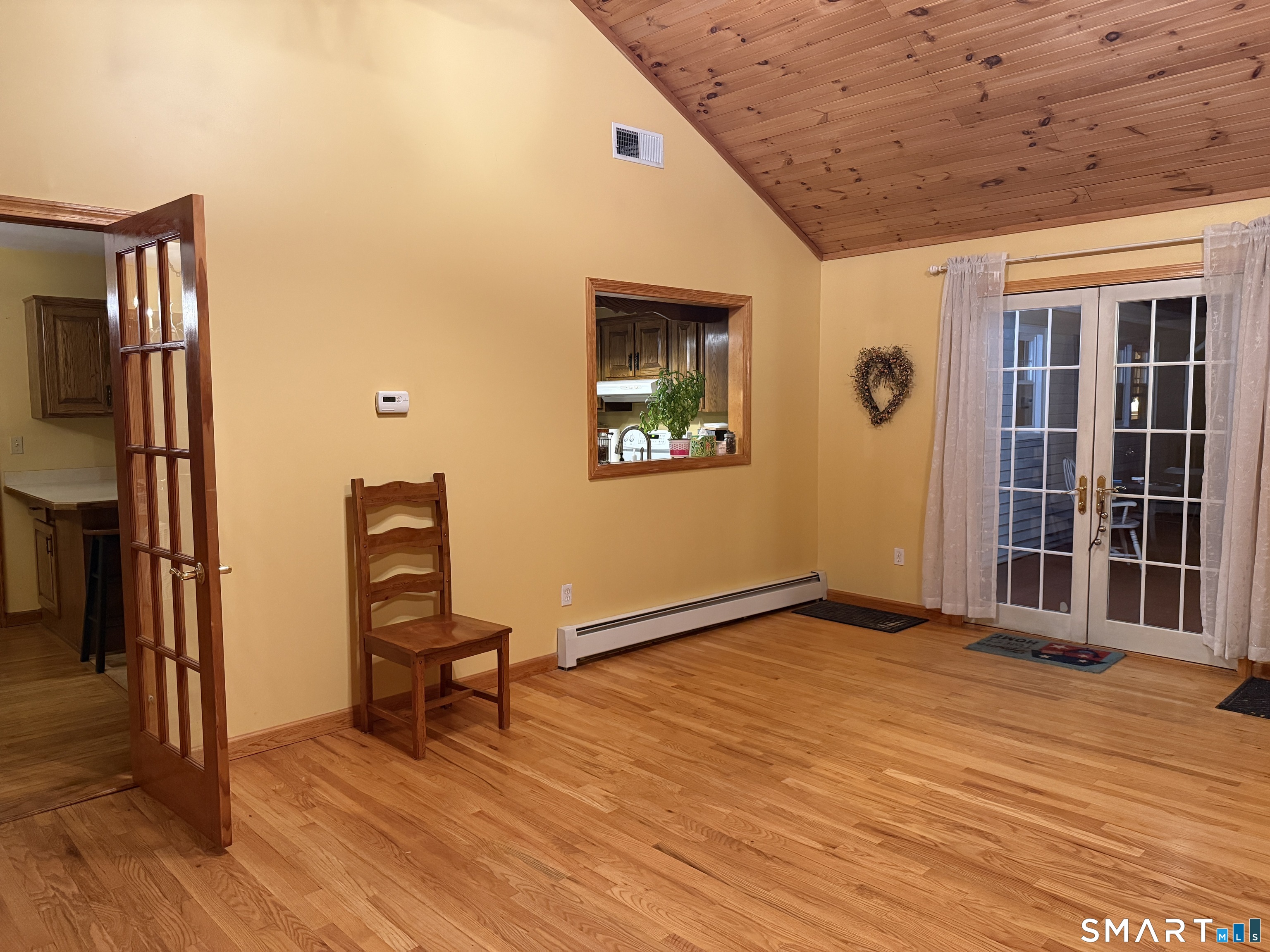 112 Maple Street Property Photo 15