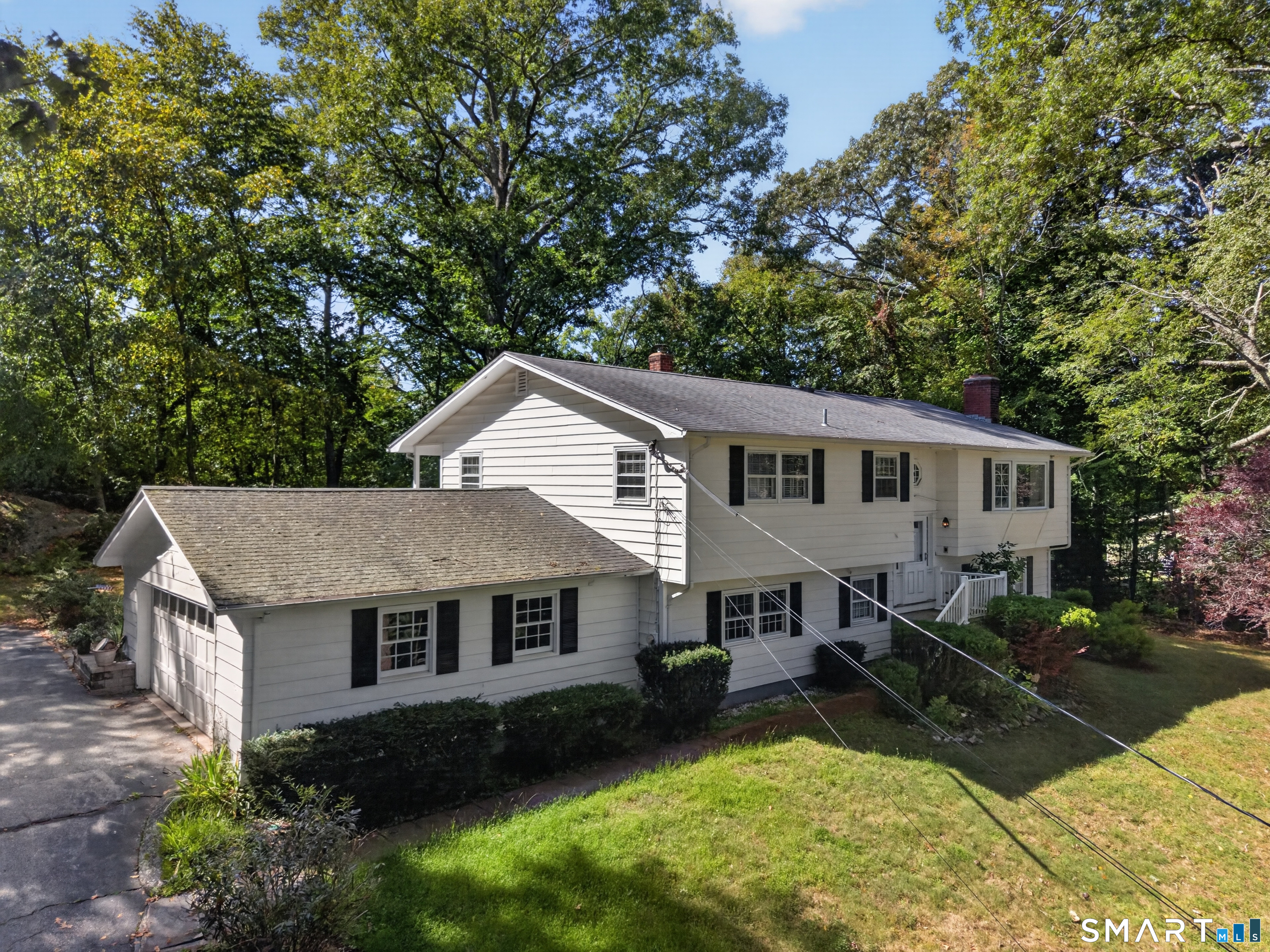 35 Inchcliffe Drive Property Photo 1