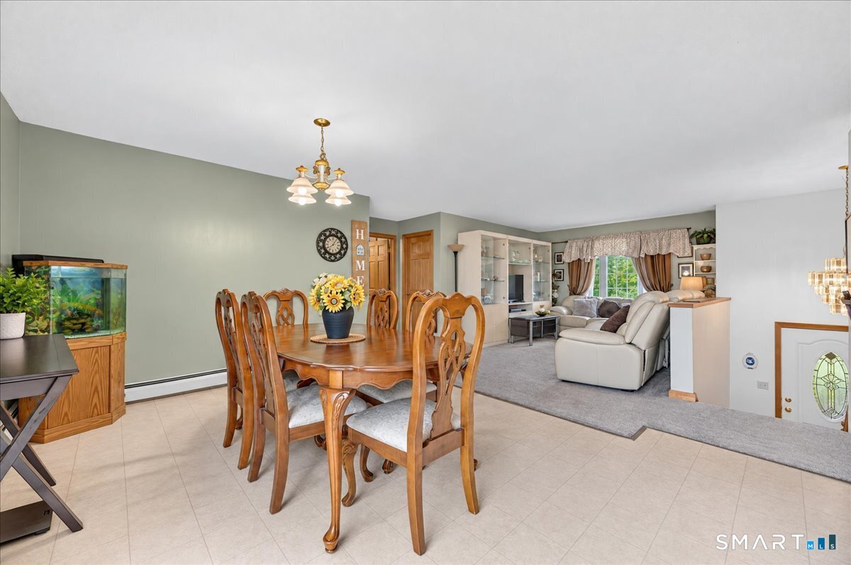 45 Wolf Den Drive Property Photo 8