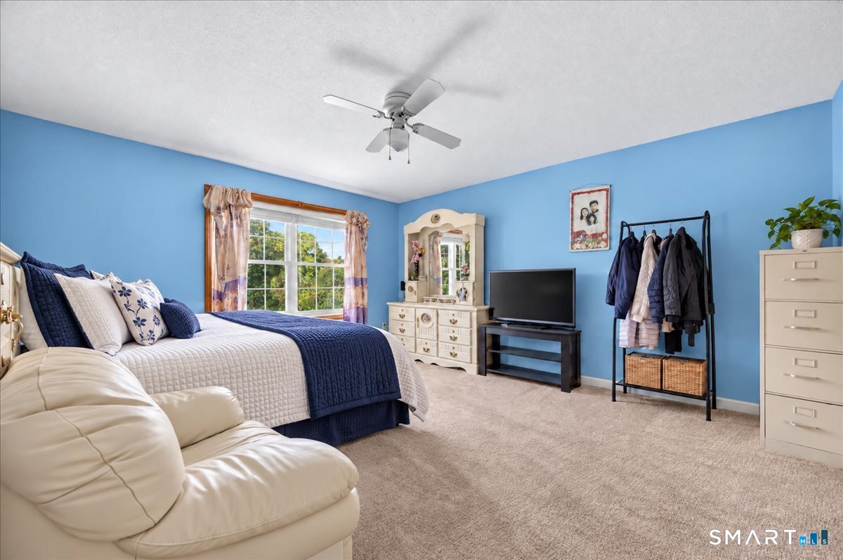 45 Wolf Den Drive Property Photo 14