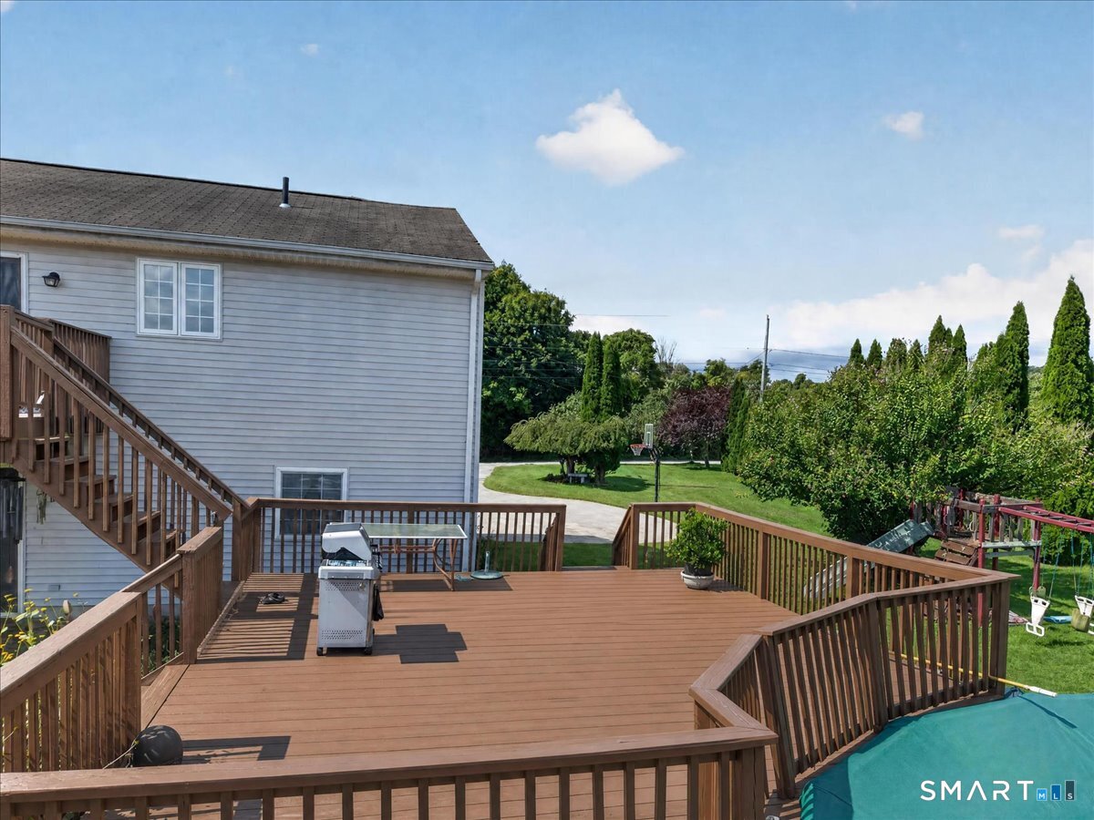 45 Wolf Den Drive Property Photo 36