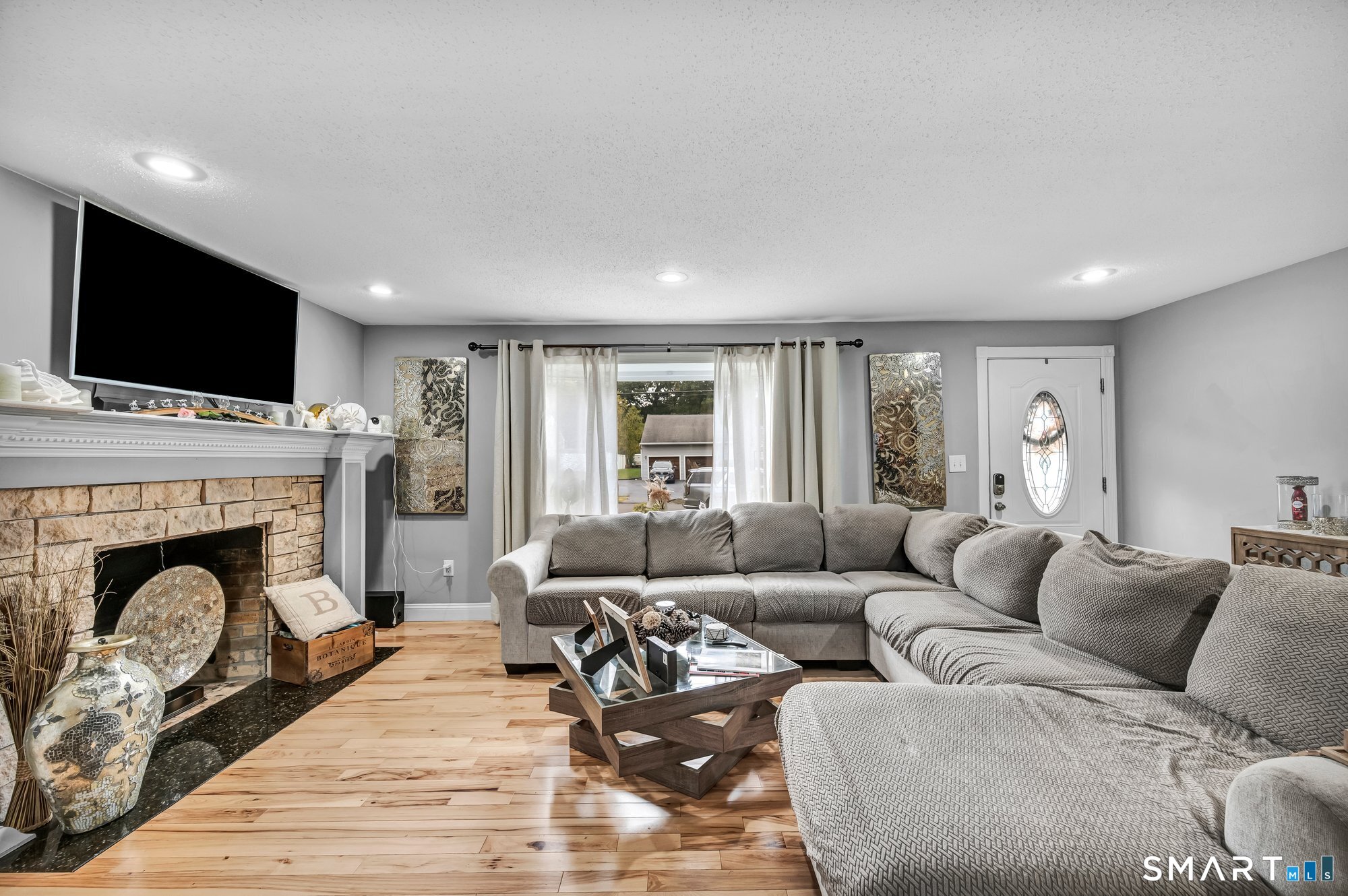207 Manor Road Property Photo 15