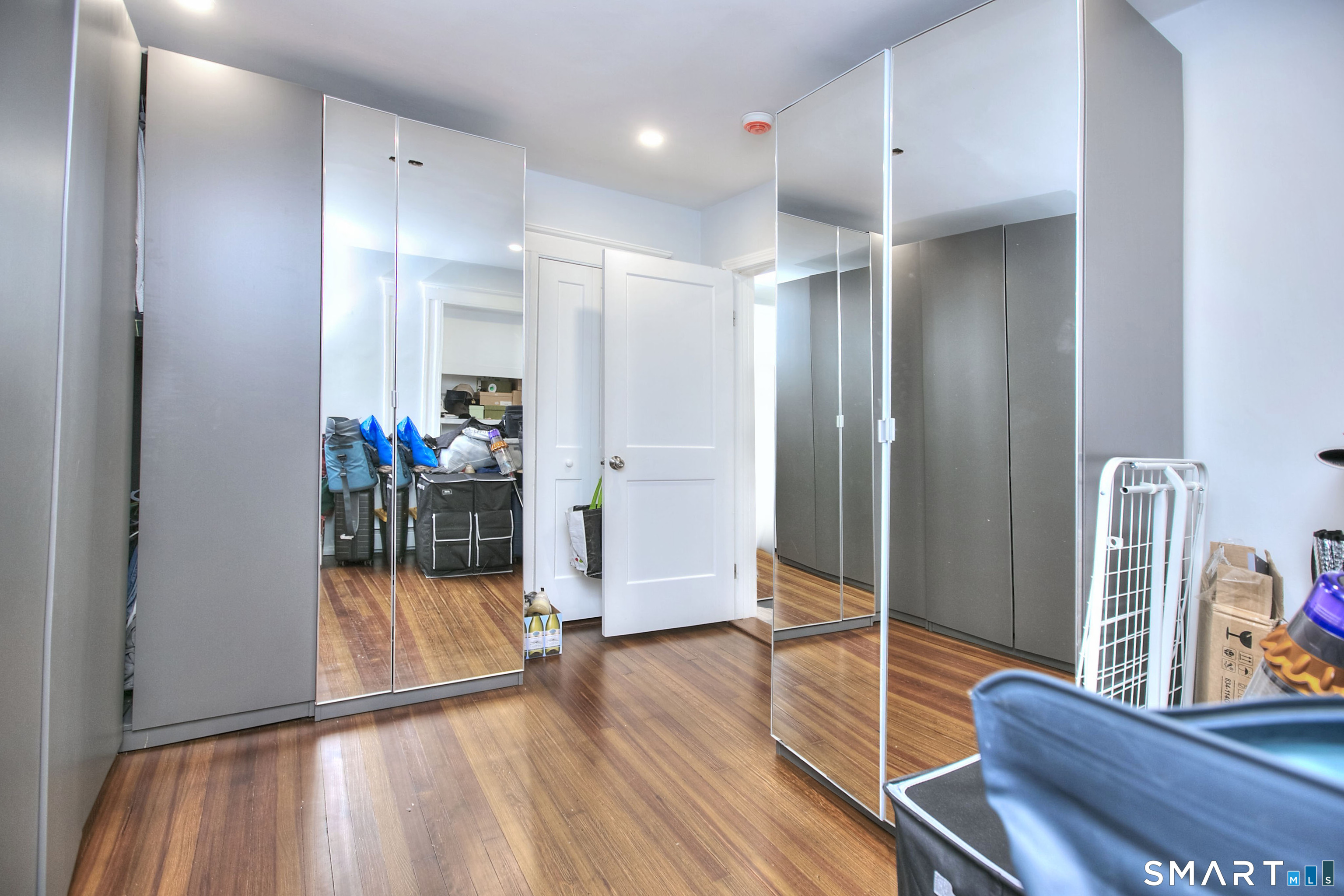 2029 Kings Highway Property Photo 13