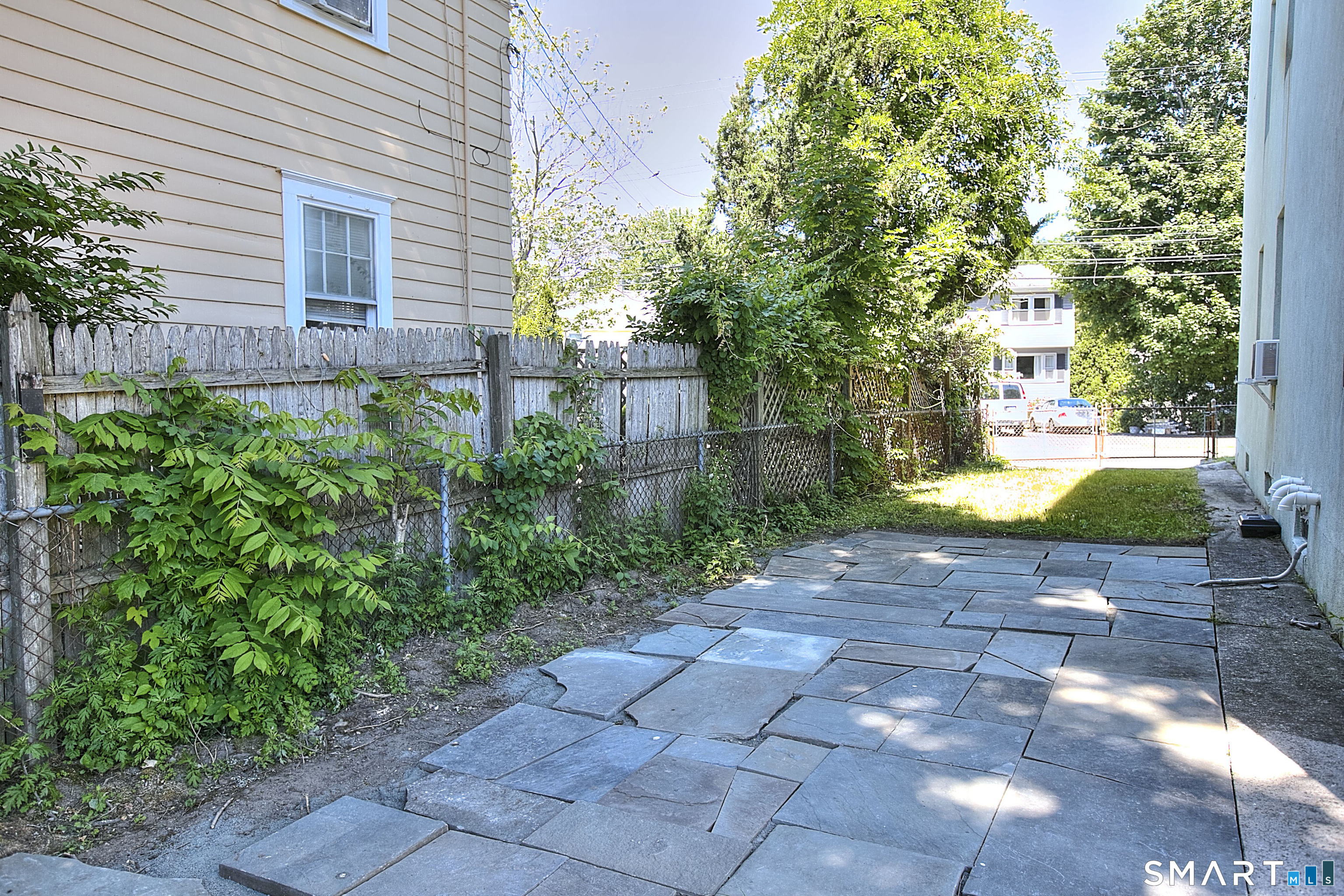 2029 Kings Highway Property Photo 38