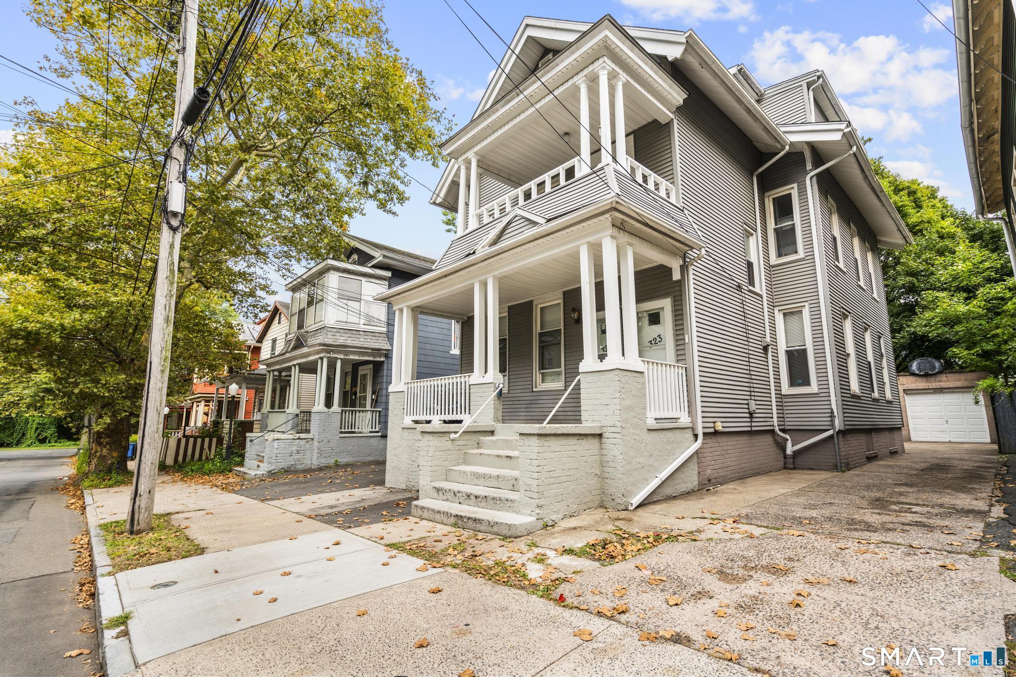 323 Division West Street Property Photo 1