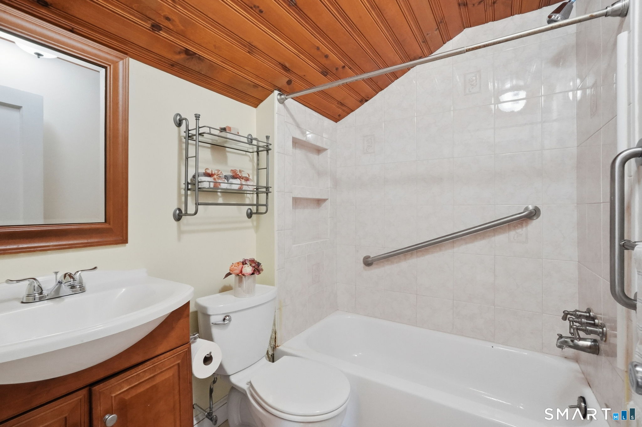 424 Commonwealth Avenue Property Photo 24