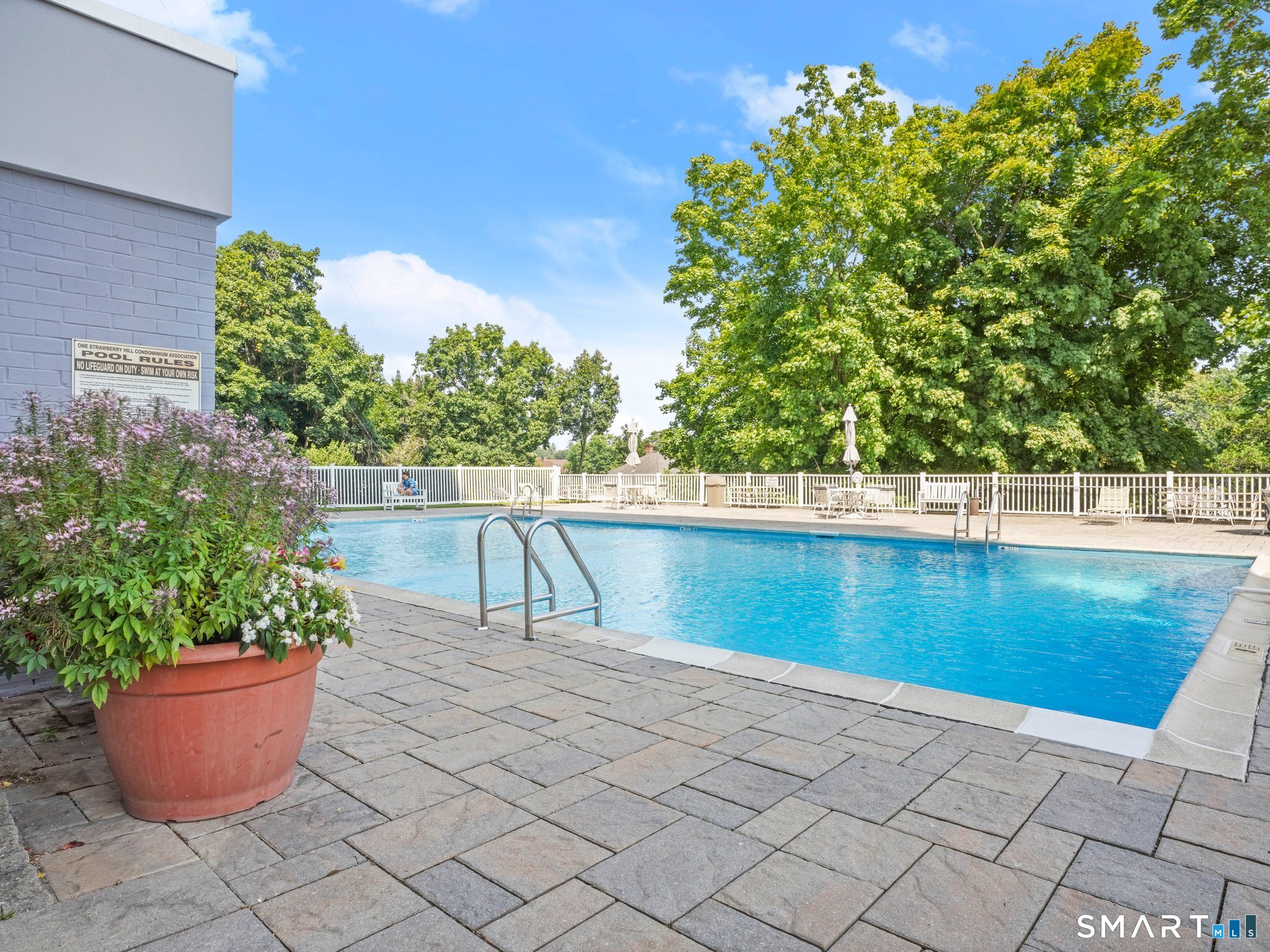 1 Strawberry Hill 12e Avenue Property Photo 29