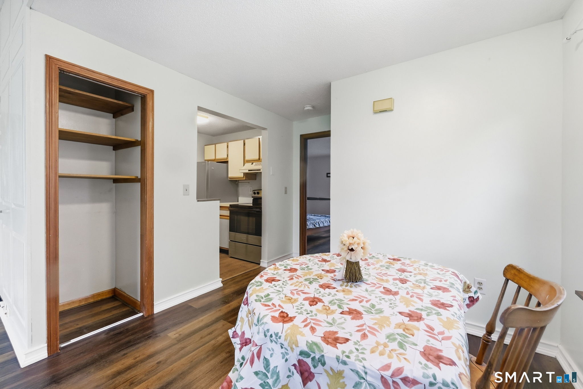 14 Pinney 7 Street Property Photo 11