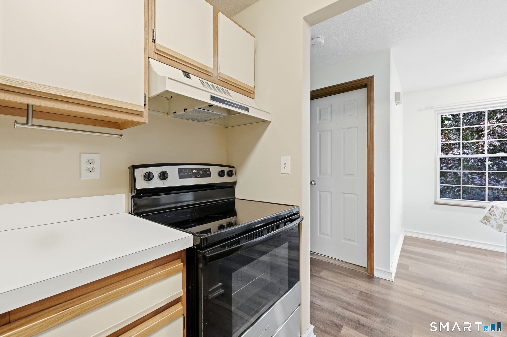 14 Pinney 7 Street Property Photo 19