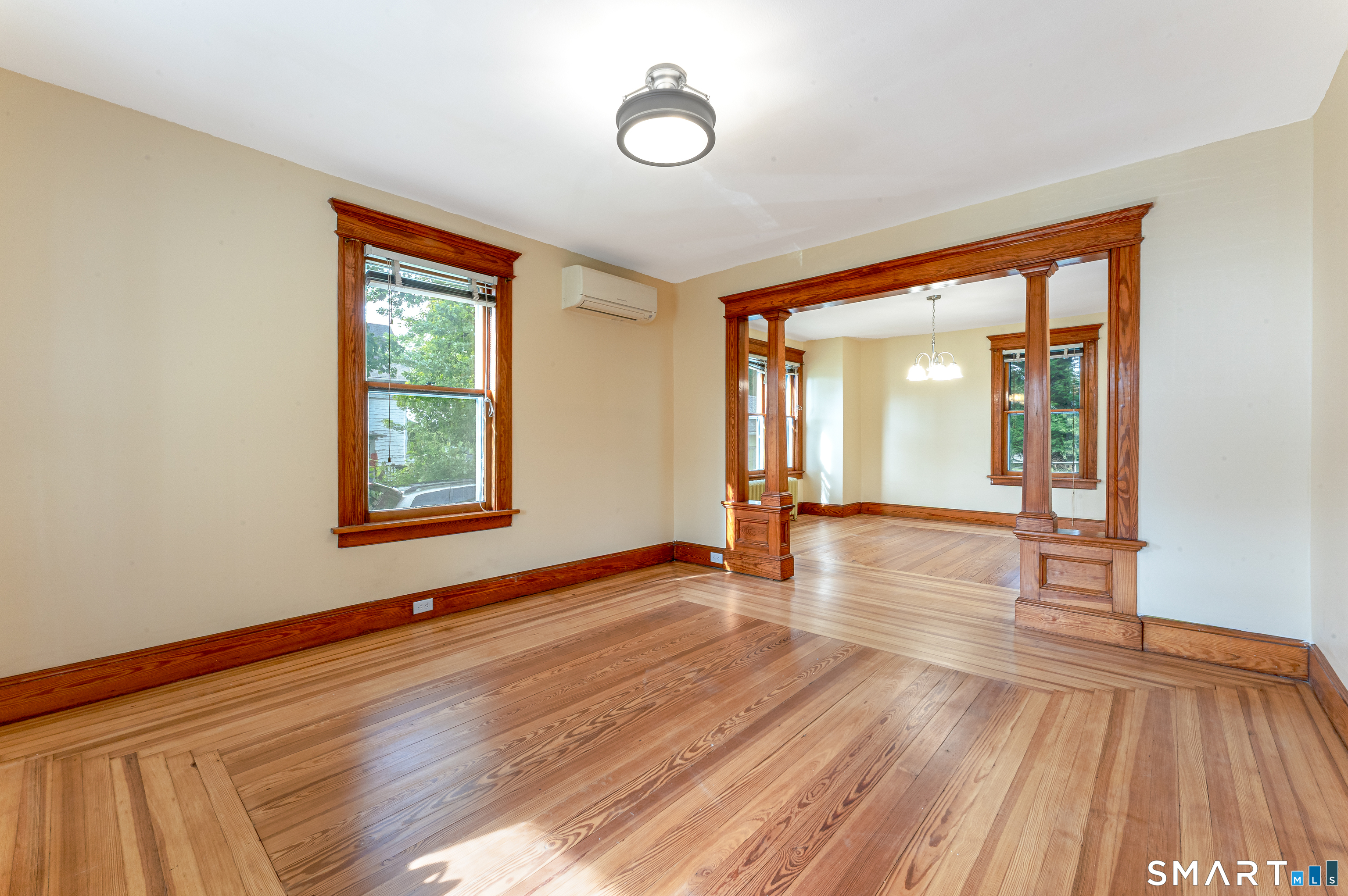 201 Fairlawn Avenue Property Photo 6