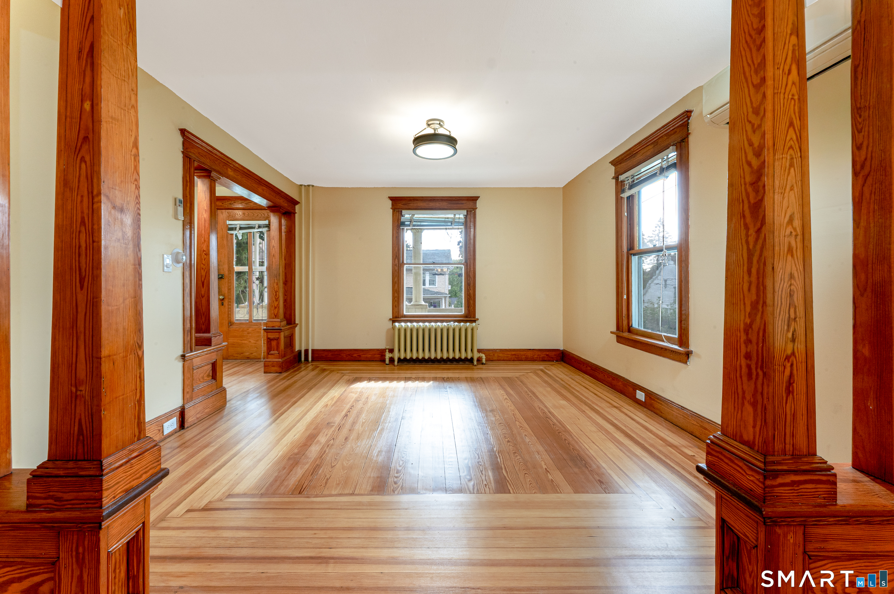201 Fairlawn Avenue Property Photo 8