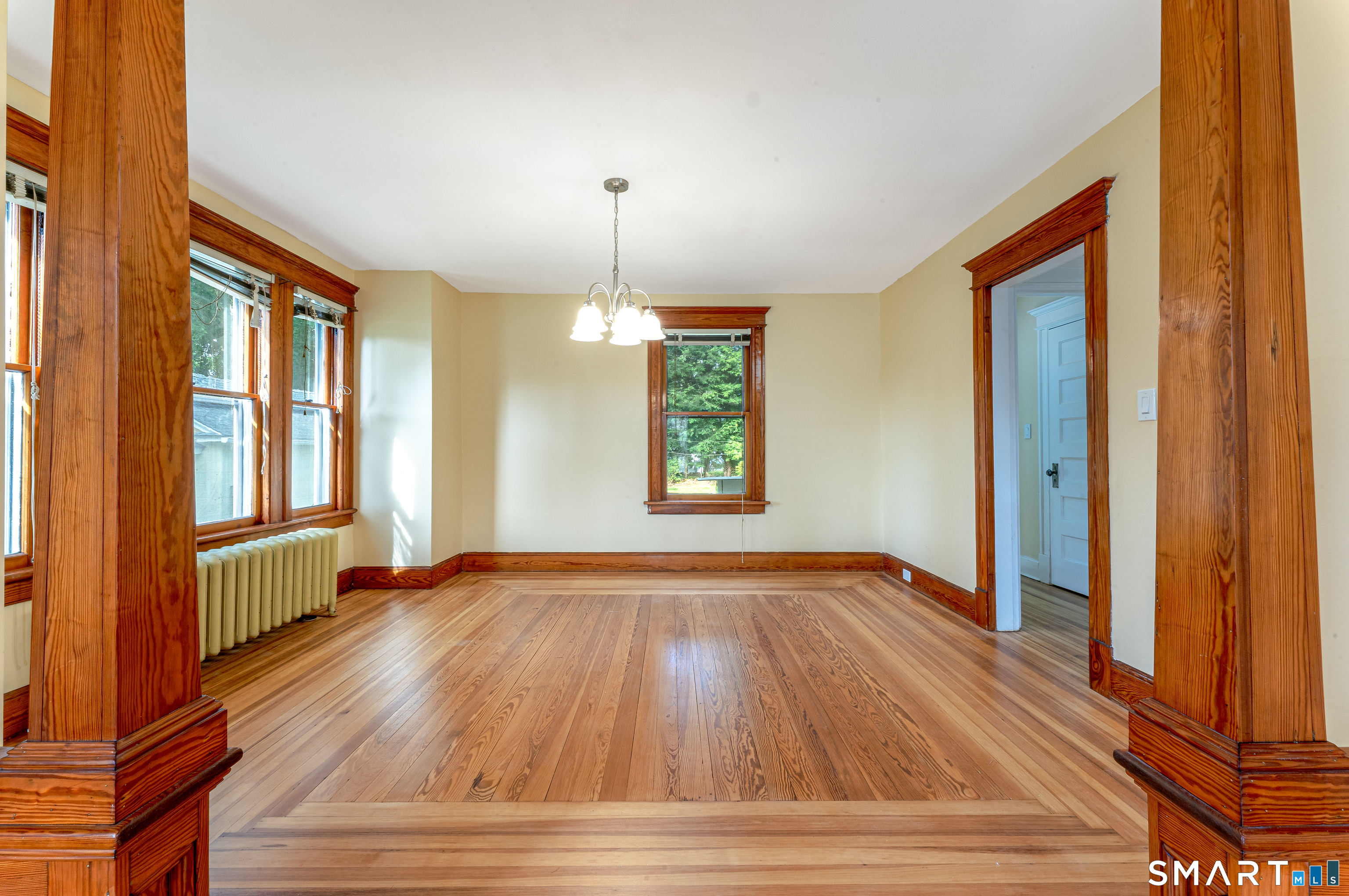 201 Fairlawn Avenue Property Photo 9