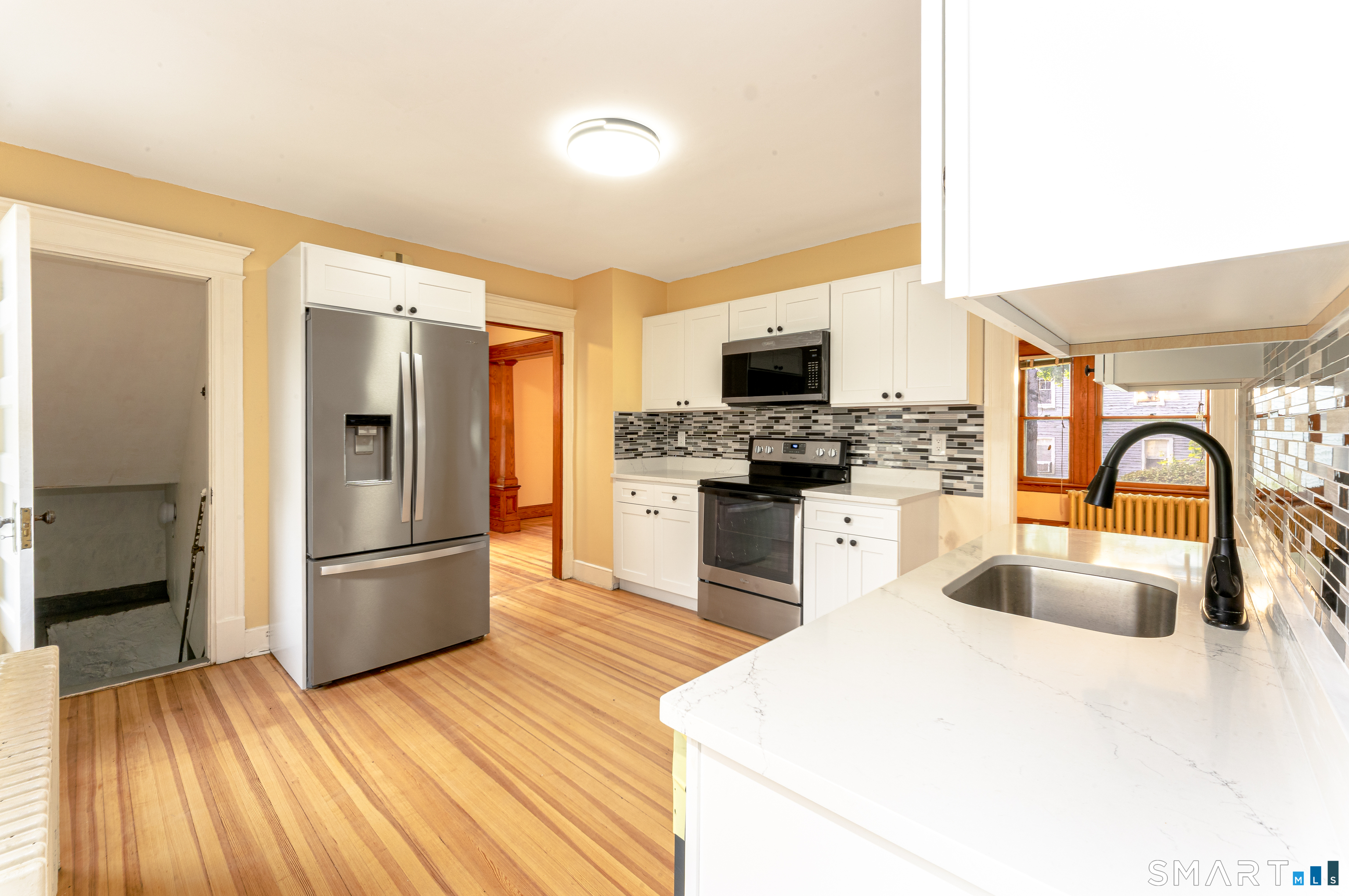 201 Fairlawn Avenue Property Photo 15
