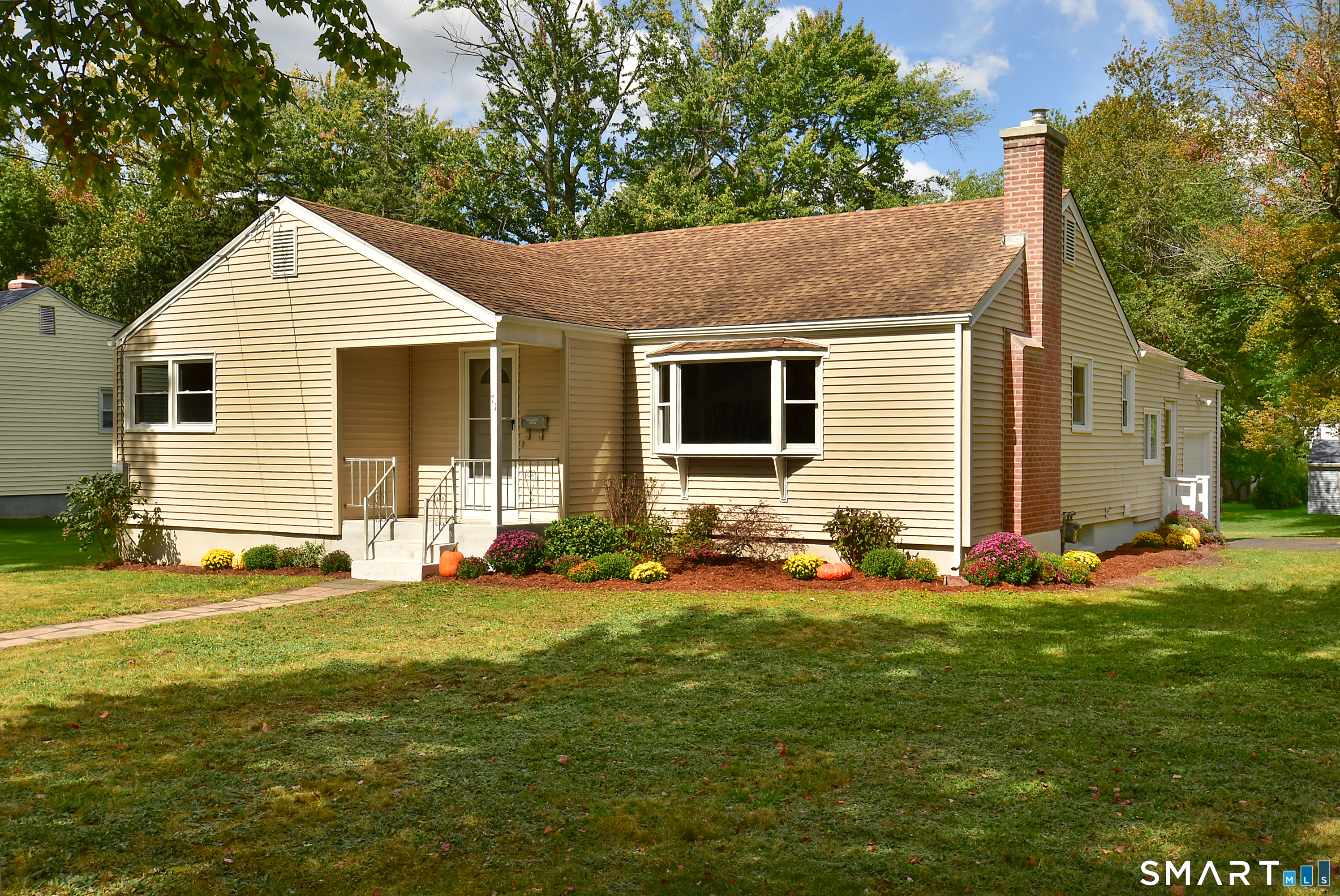 71 Dudley Road Property Photo 1
