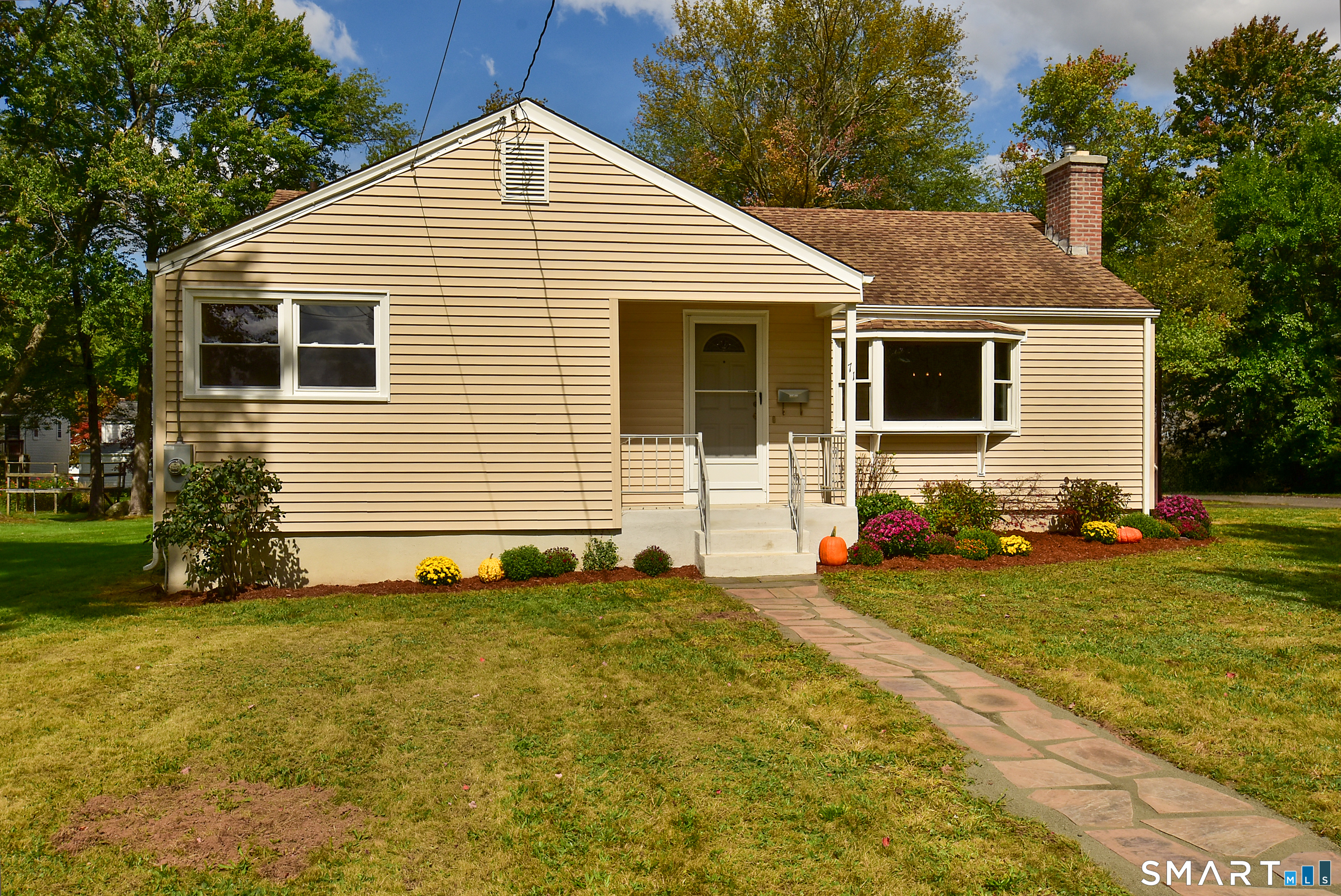71 Dudley Road Property Photo 3