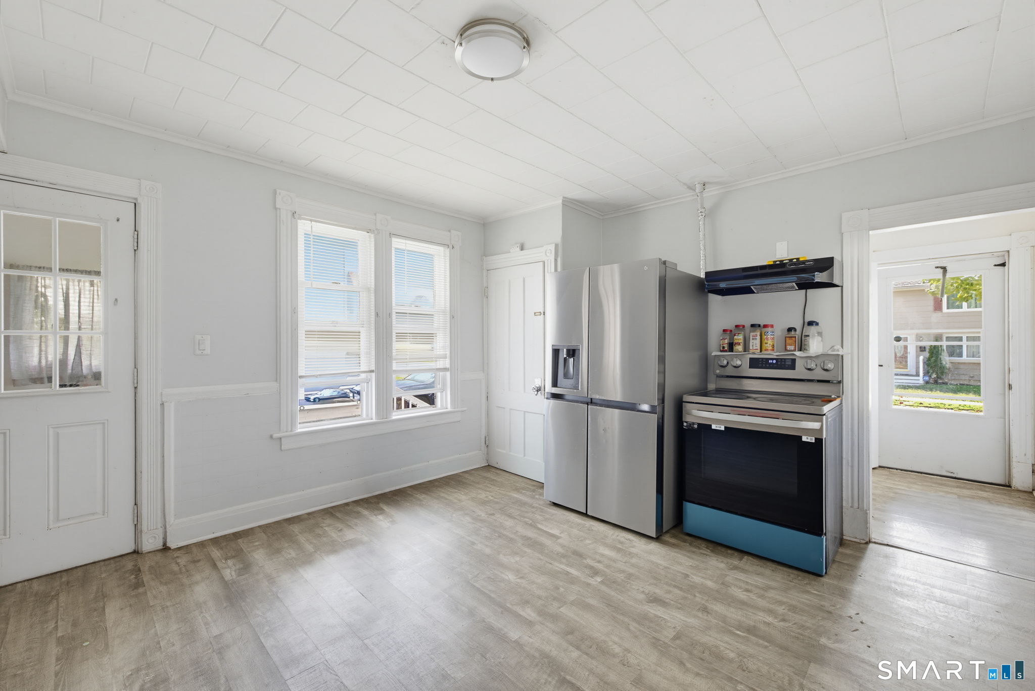 159 Monroe Street Property Photo 7