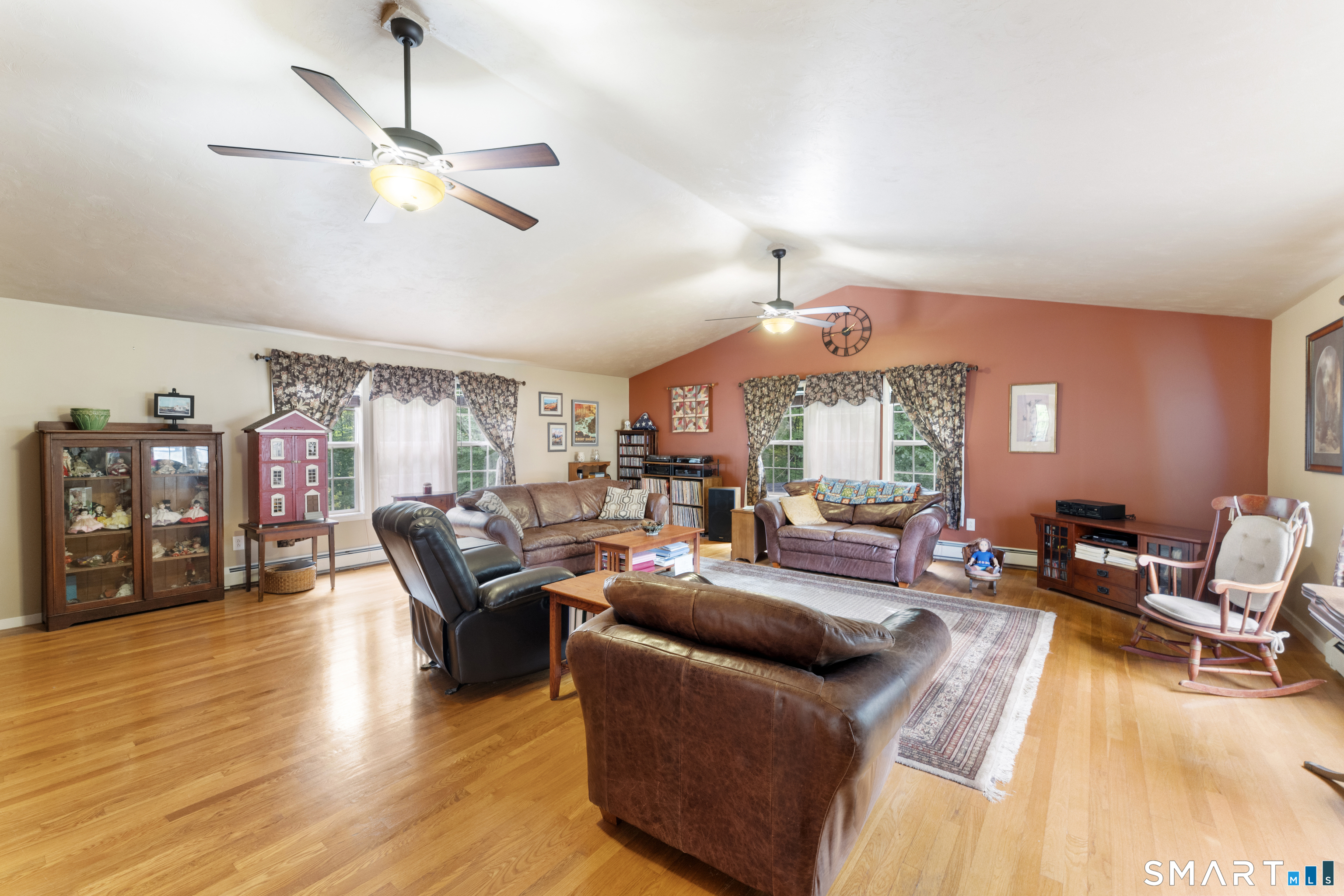 3 Scott Lane Property Photo 12
