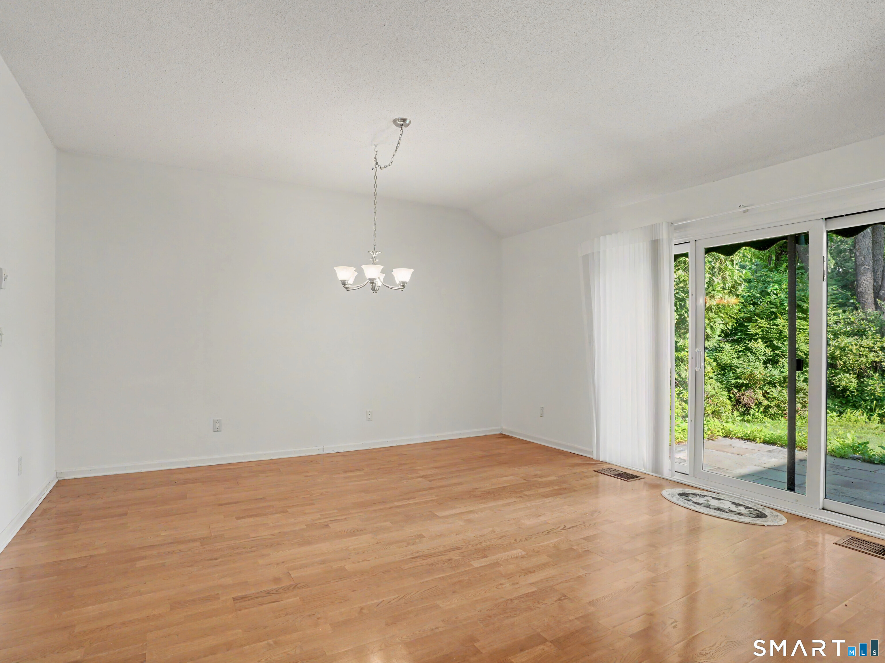 626 Heritage B Village Property Photo 7