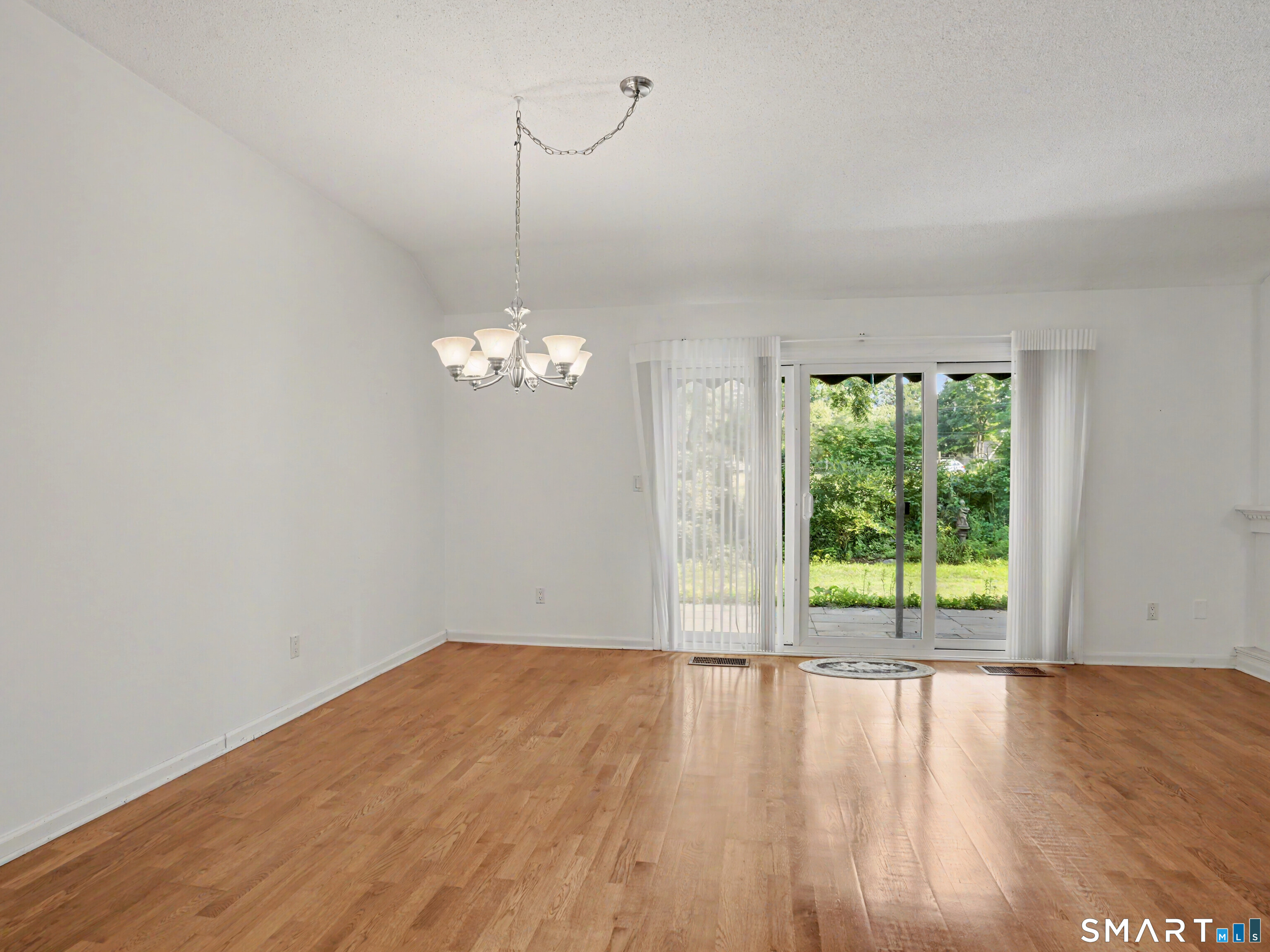 626 Heritage B Village Property Photo 8