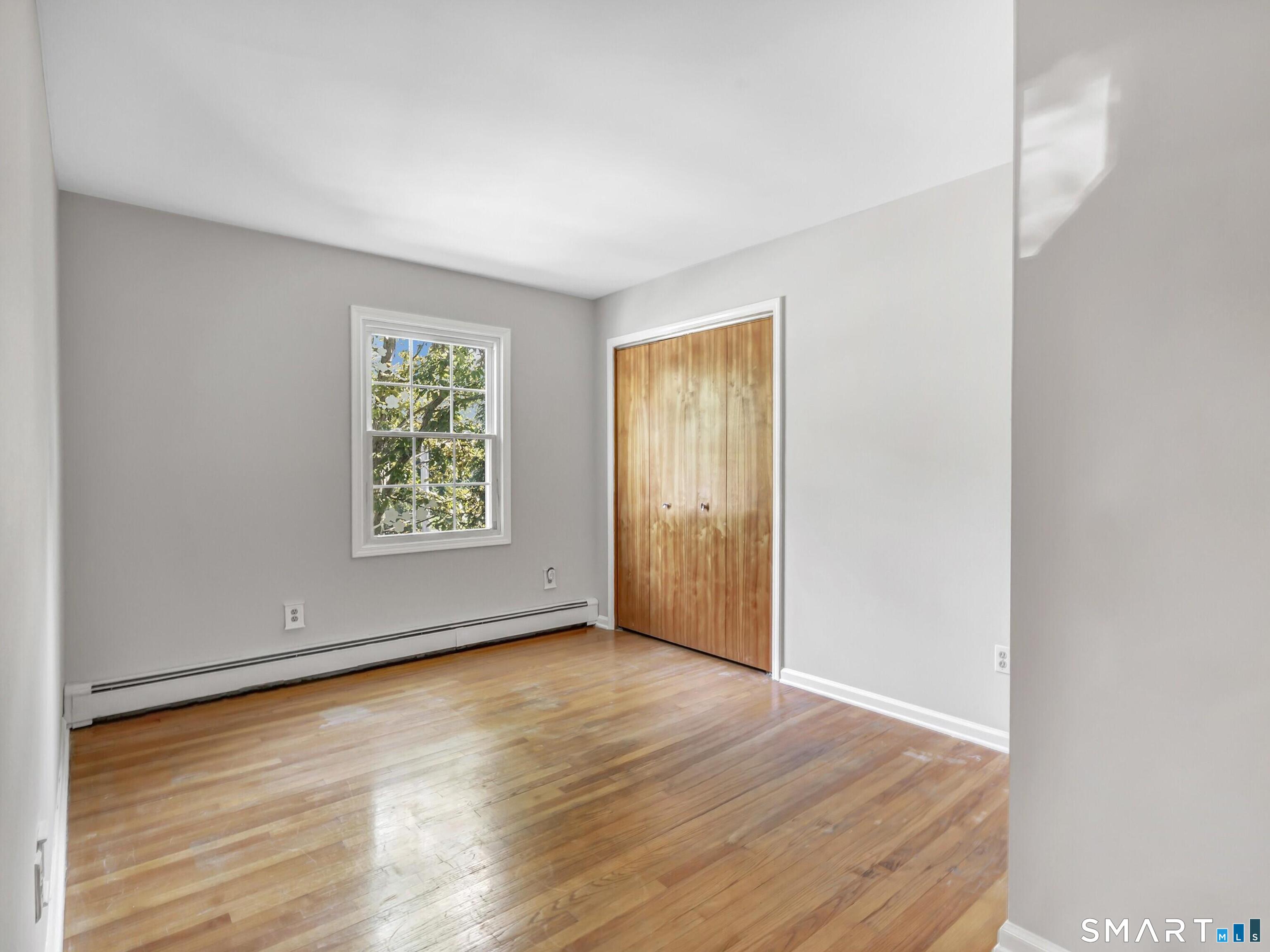 667 Melville Avenue Property Photo 24