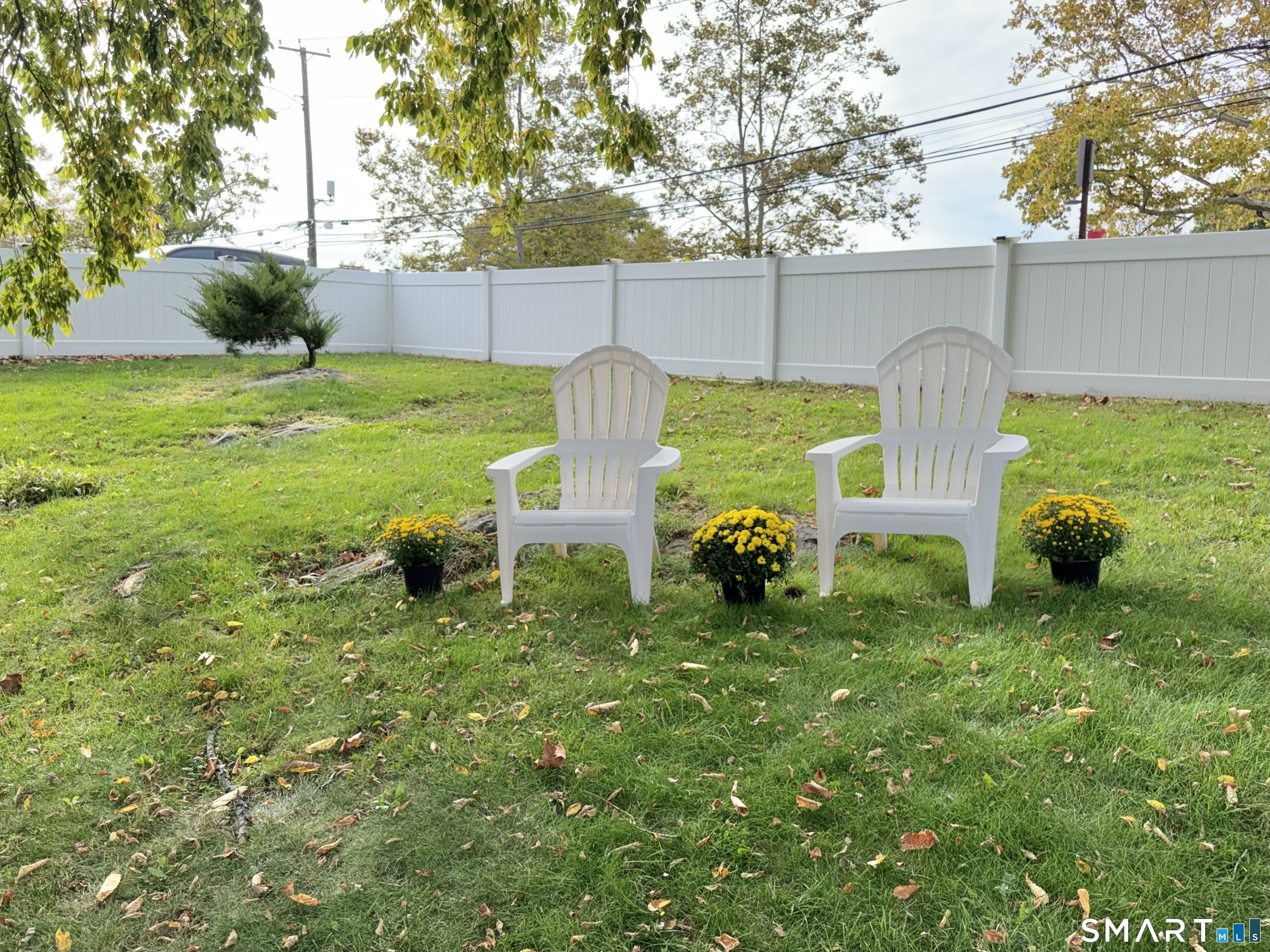 667 Melville Avenue Property Photo 39