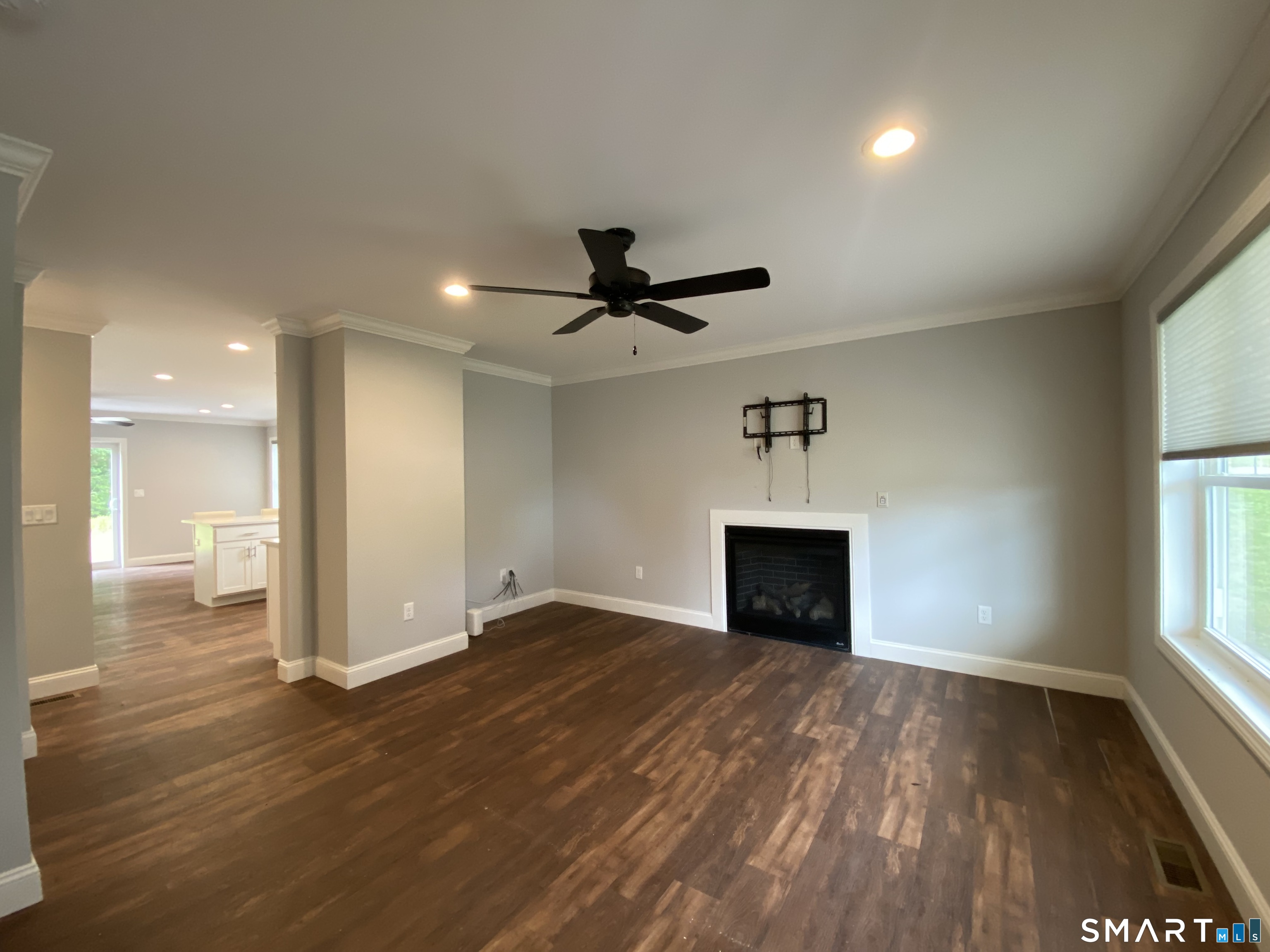 15 Jordan Lane Property Photo 6