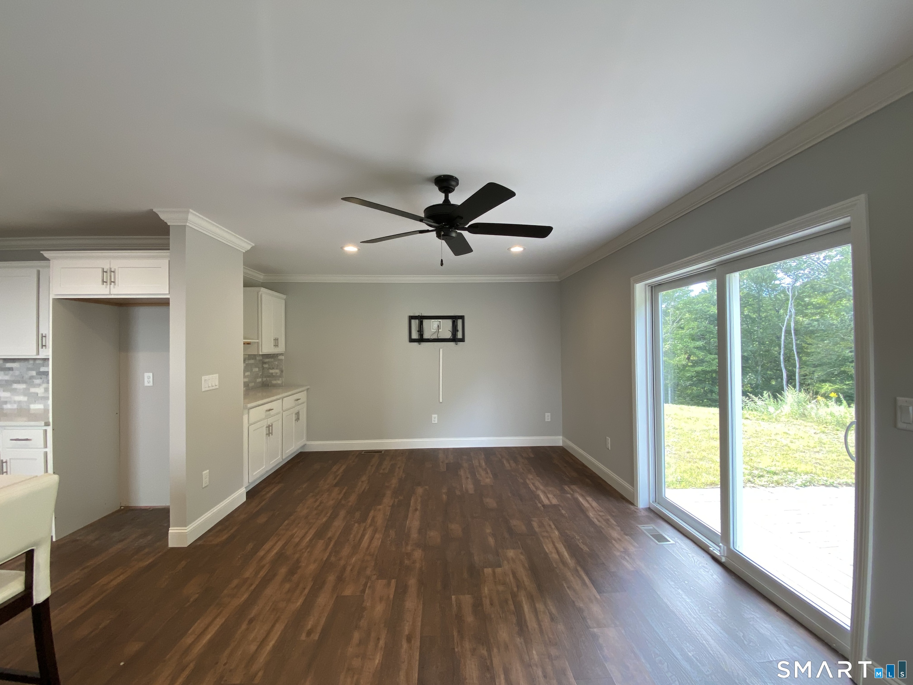 15 Jordan Lane Property Photo 13