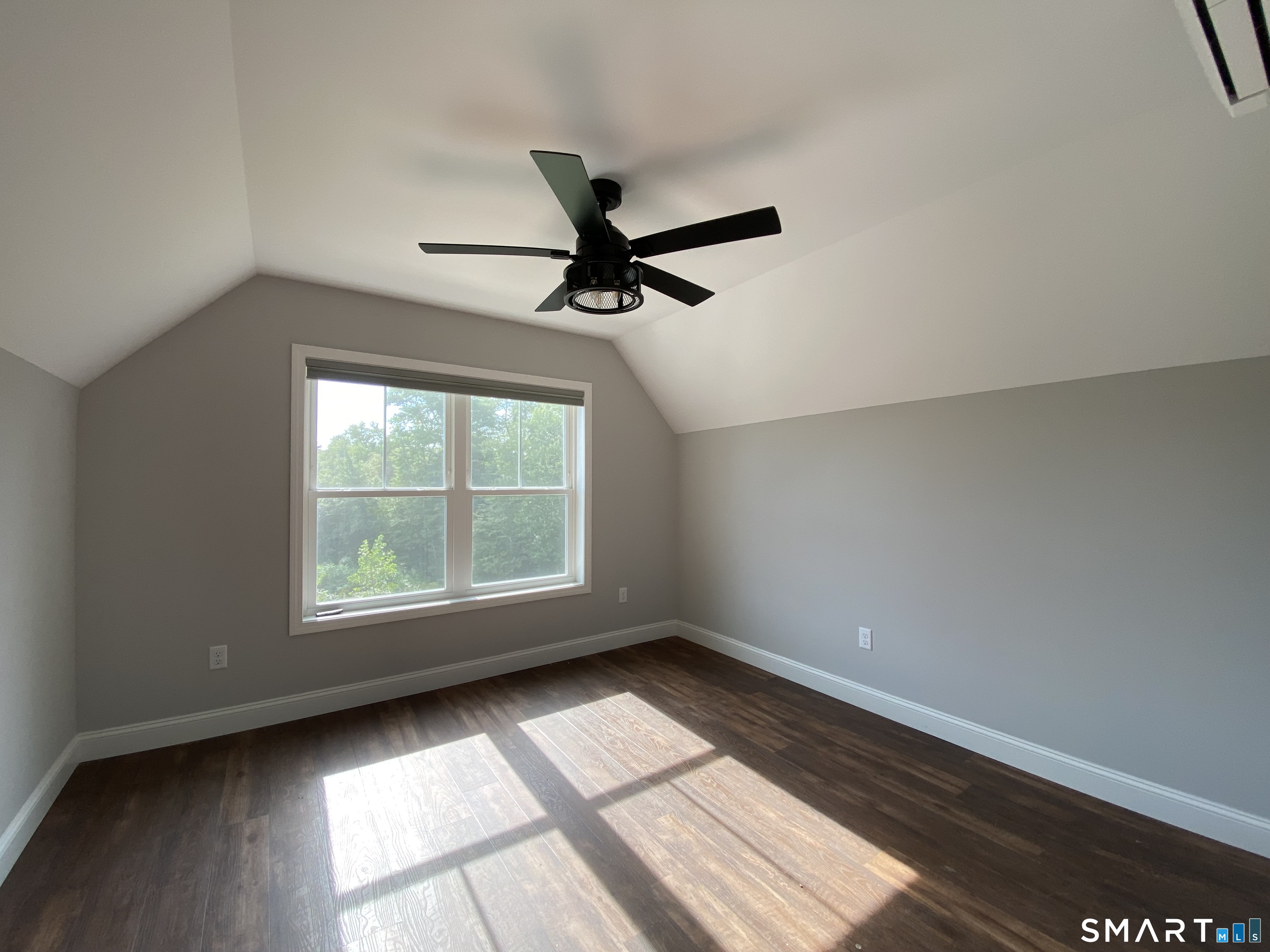 15 Jordan Lane Property Photo 26