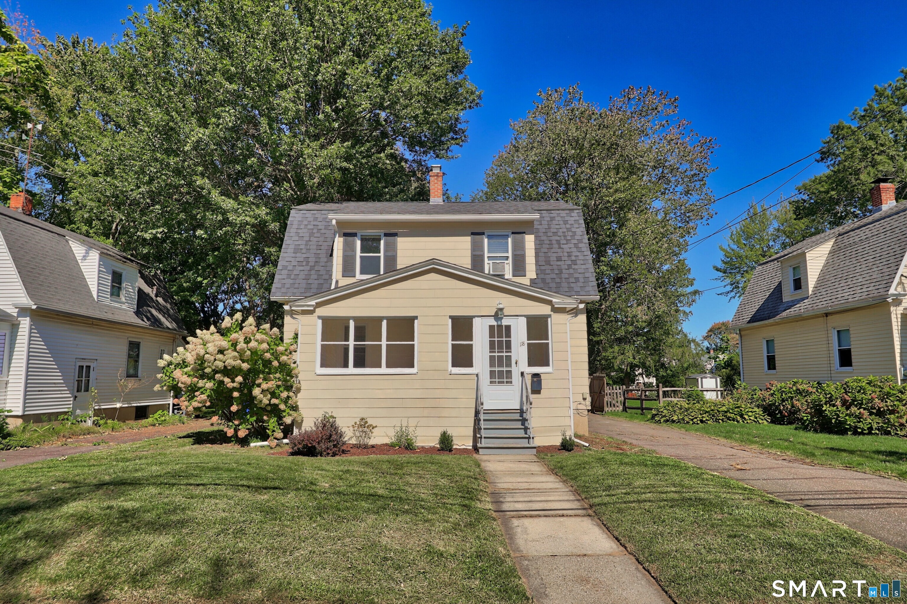 118 Englewood Avenue Property Photo 1