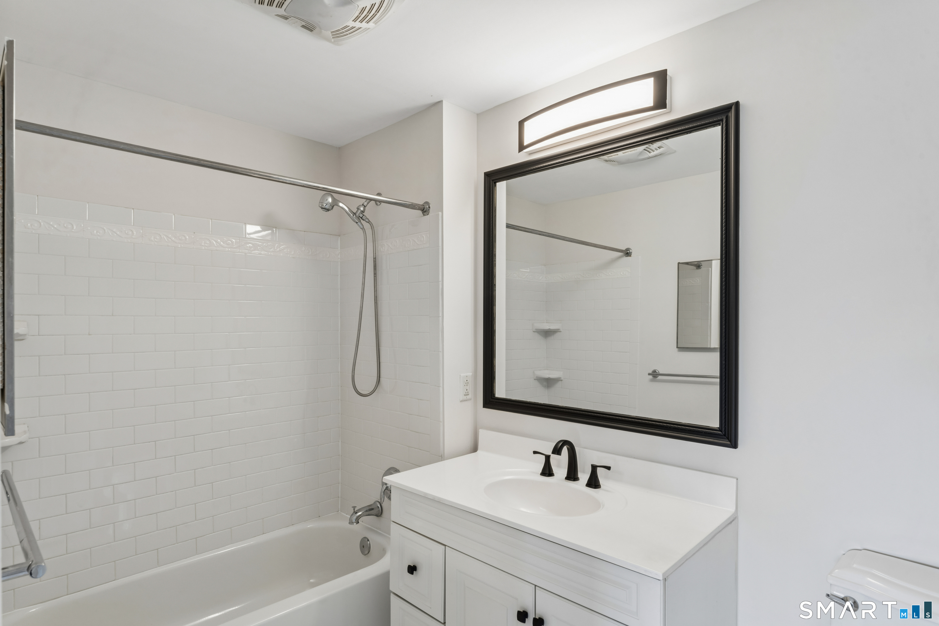 35 Broad West 417 Street Property Photo 17