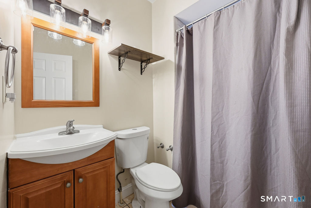 118 Reservoir Avenue Property Photo 13