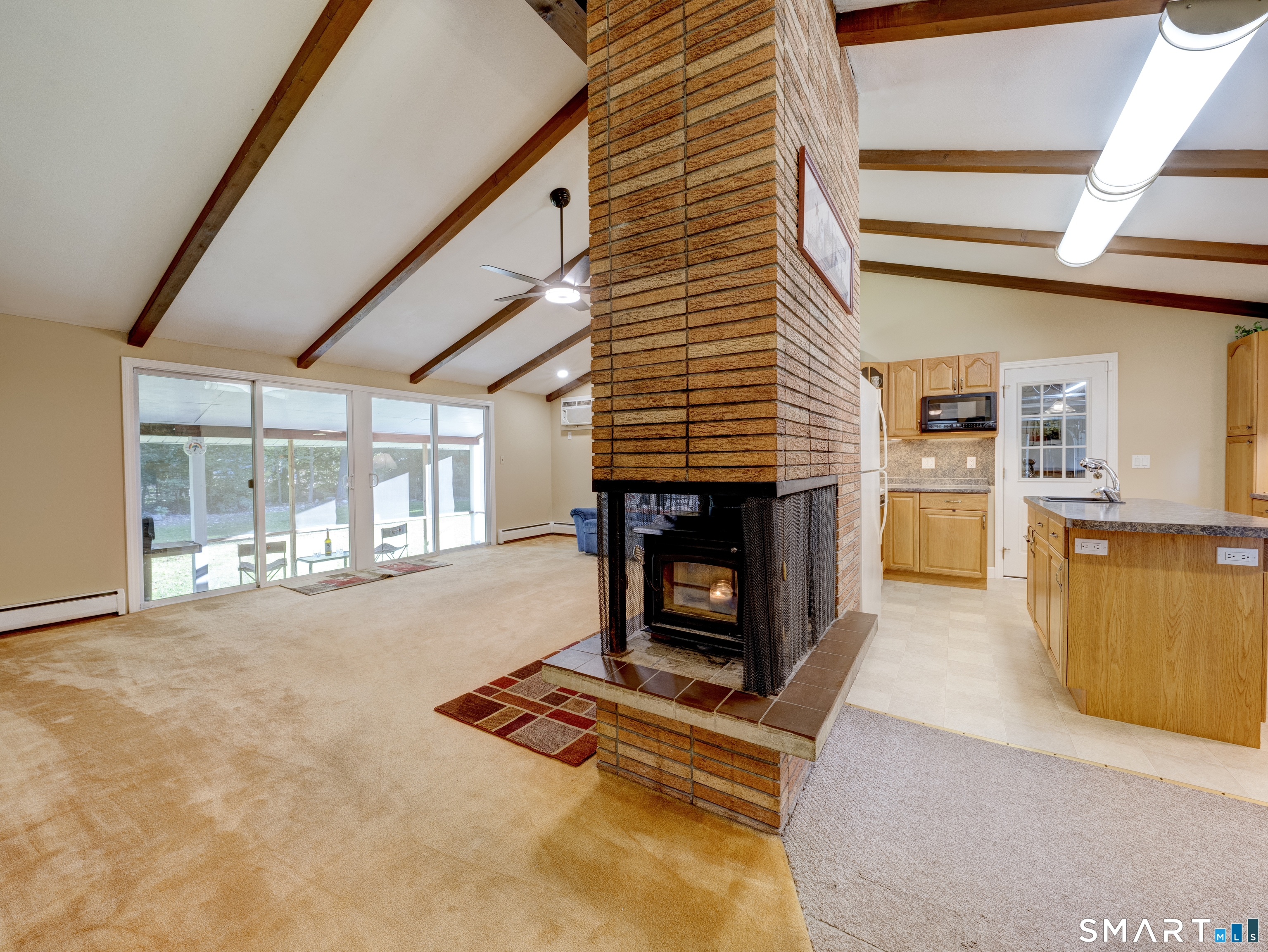 225 Dorothy Drive Property Photo 6