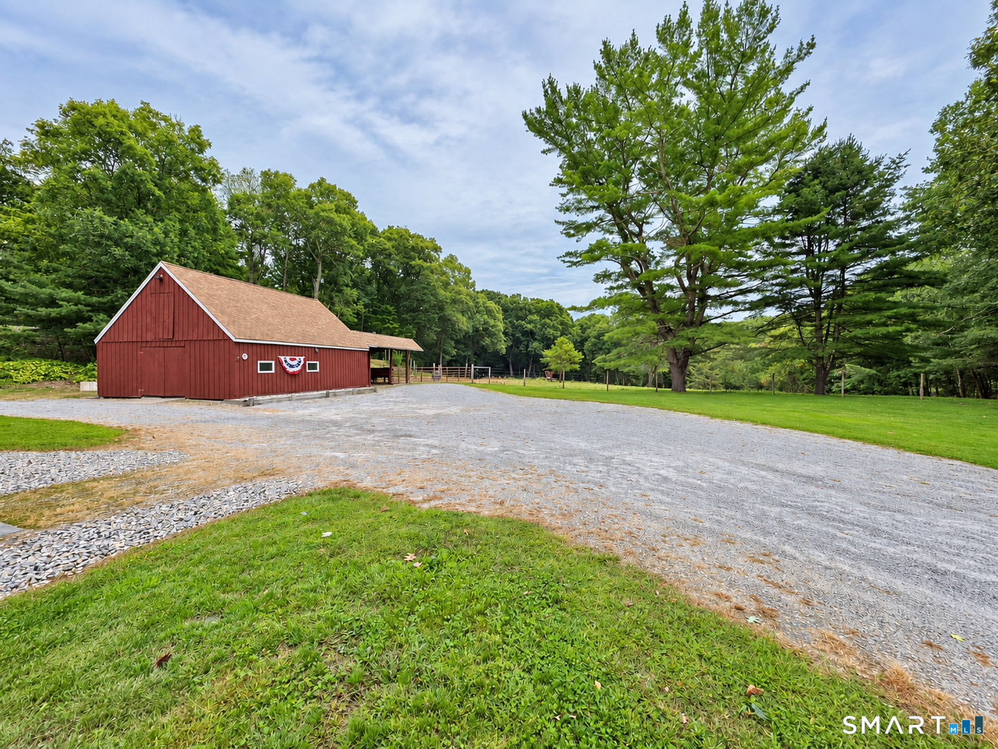 150 Paper Mill Road Property Photo 4