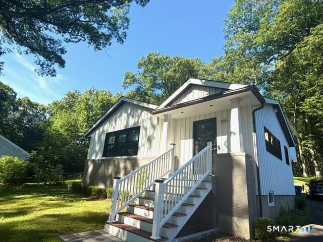 105 Old Dike Road Property Photo 1