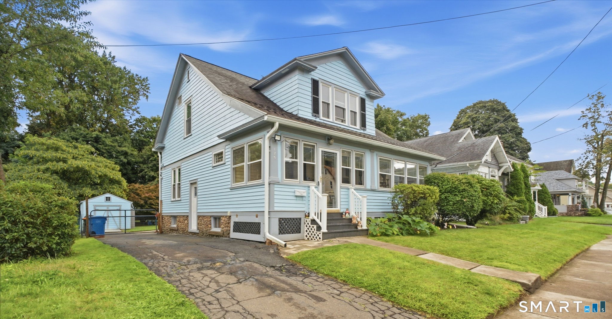 175 Newton Street Property Photo 3