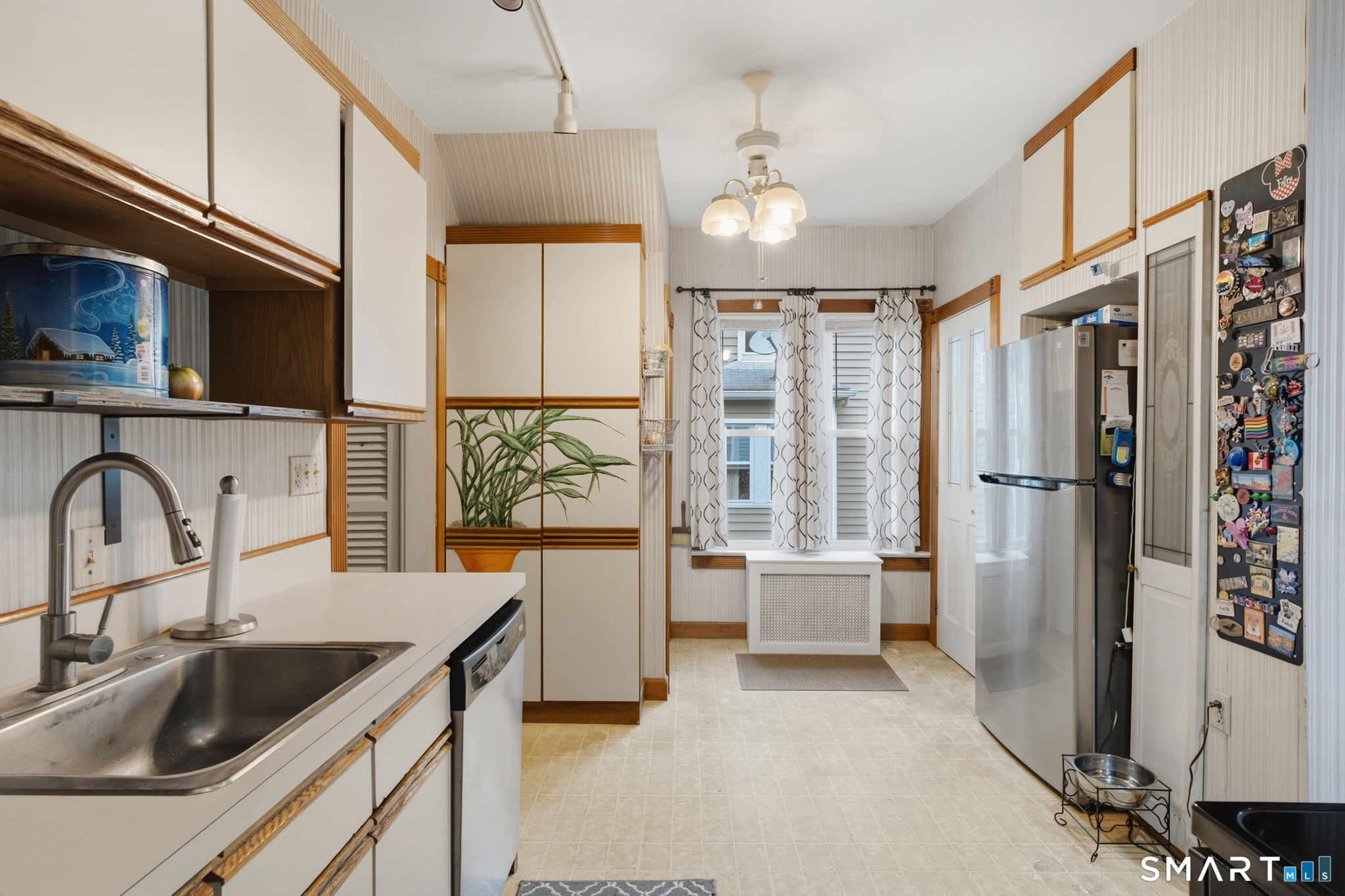 175 Newton Street Property Photo 11