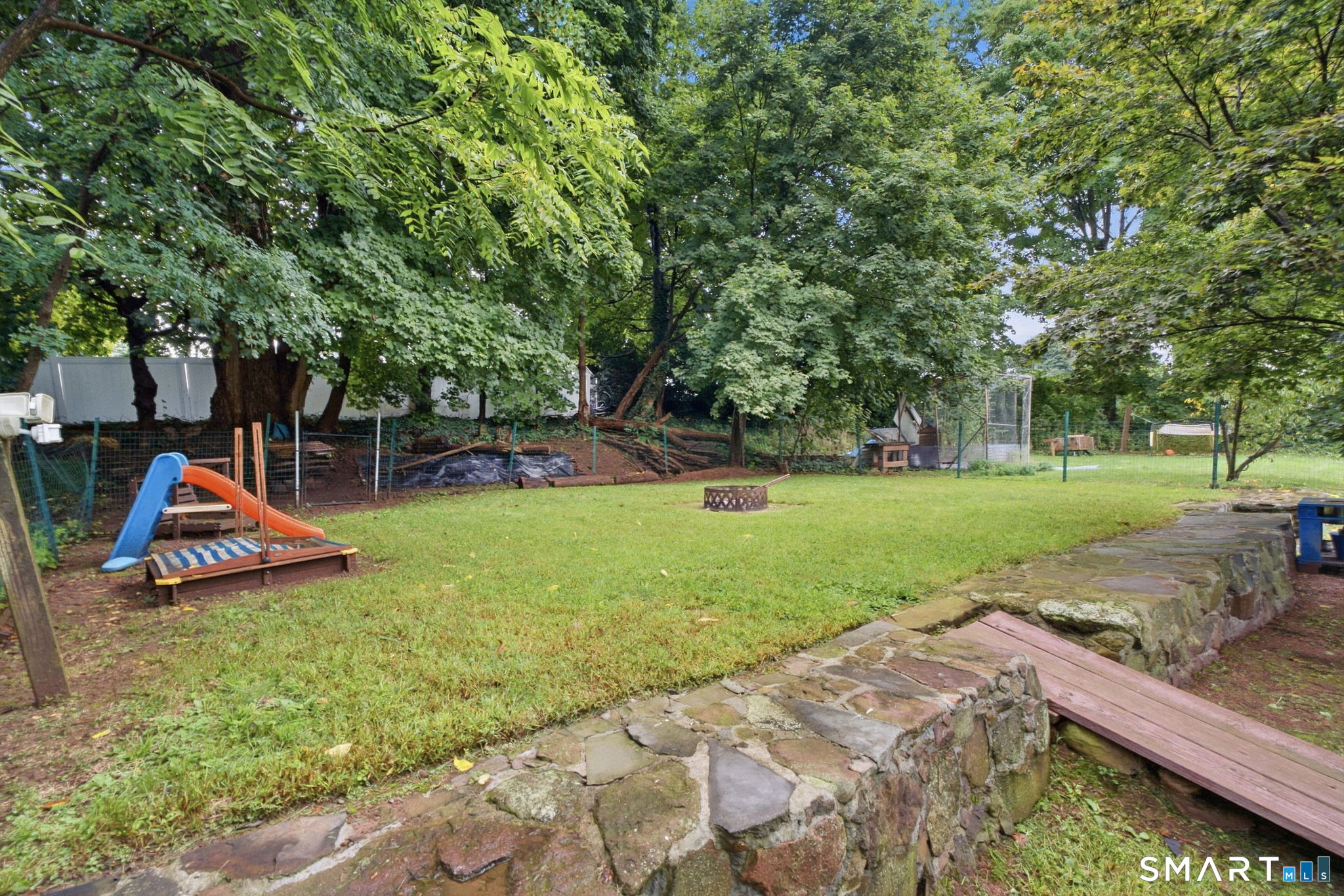 175 Newton Street Property Photo 29