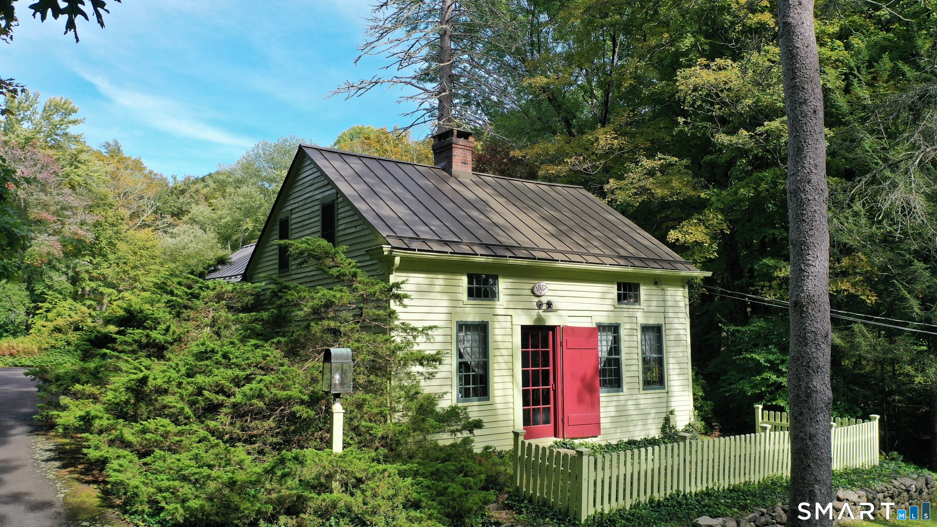 50 Southbury Road Property Photo 1