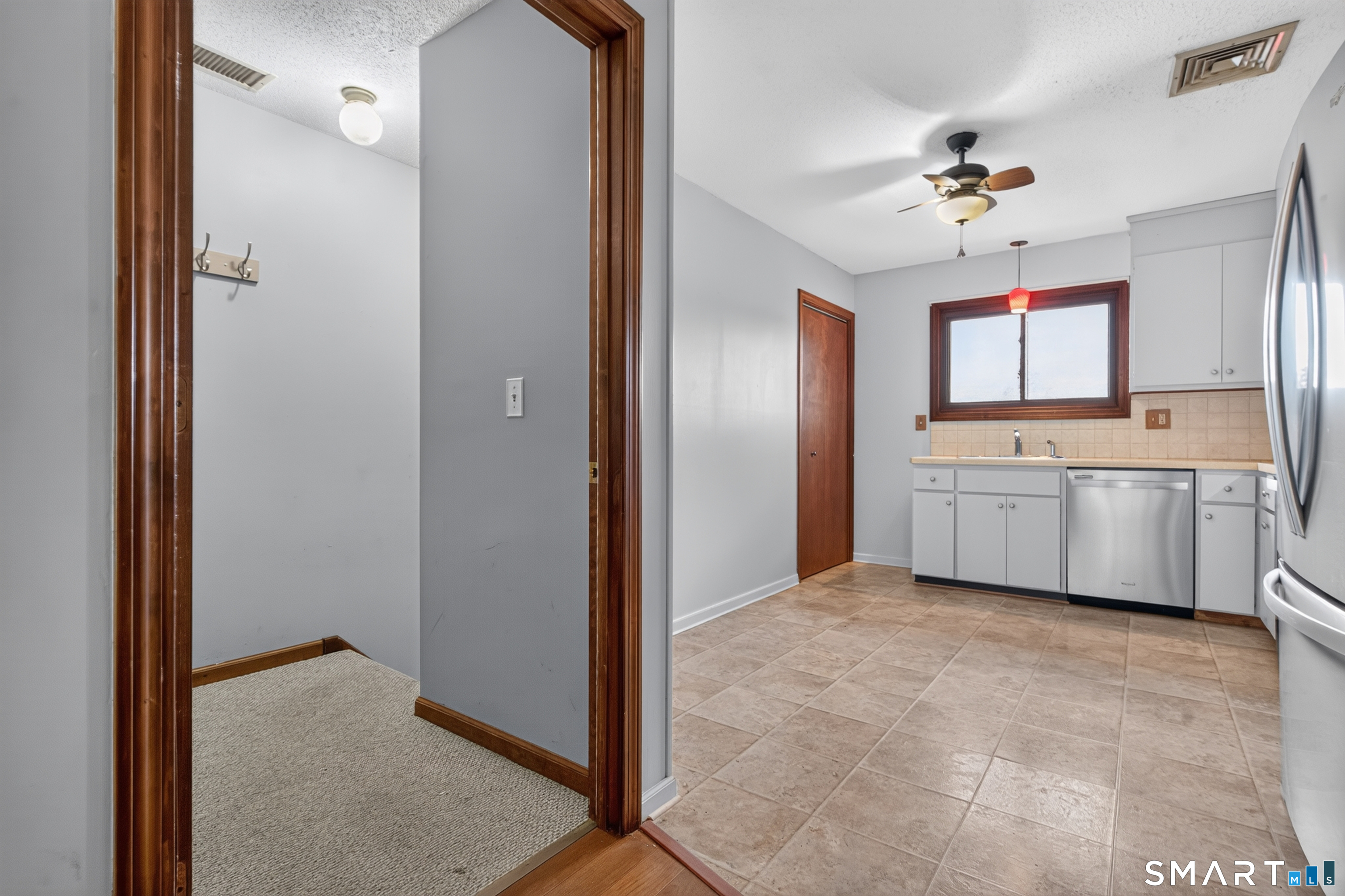 1104 Summer Hill 1104 Drive Property Photo 3