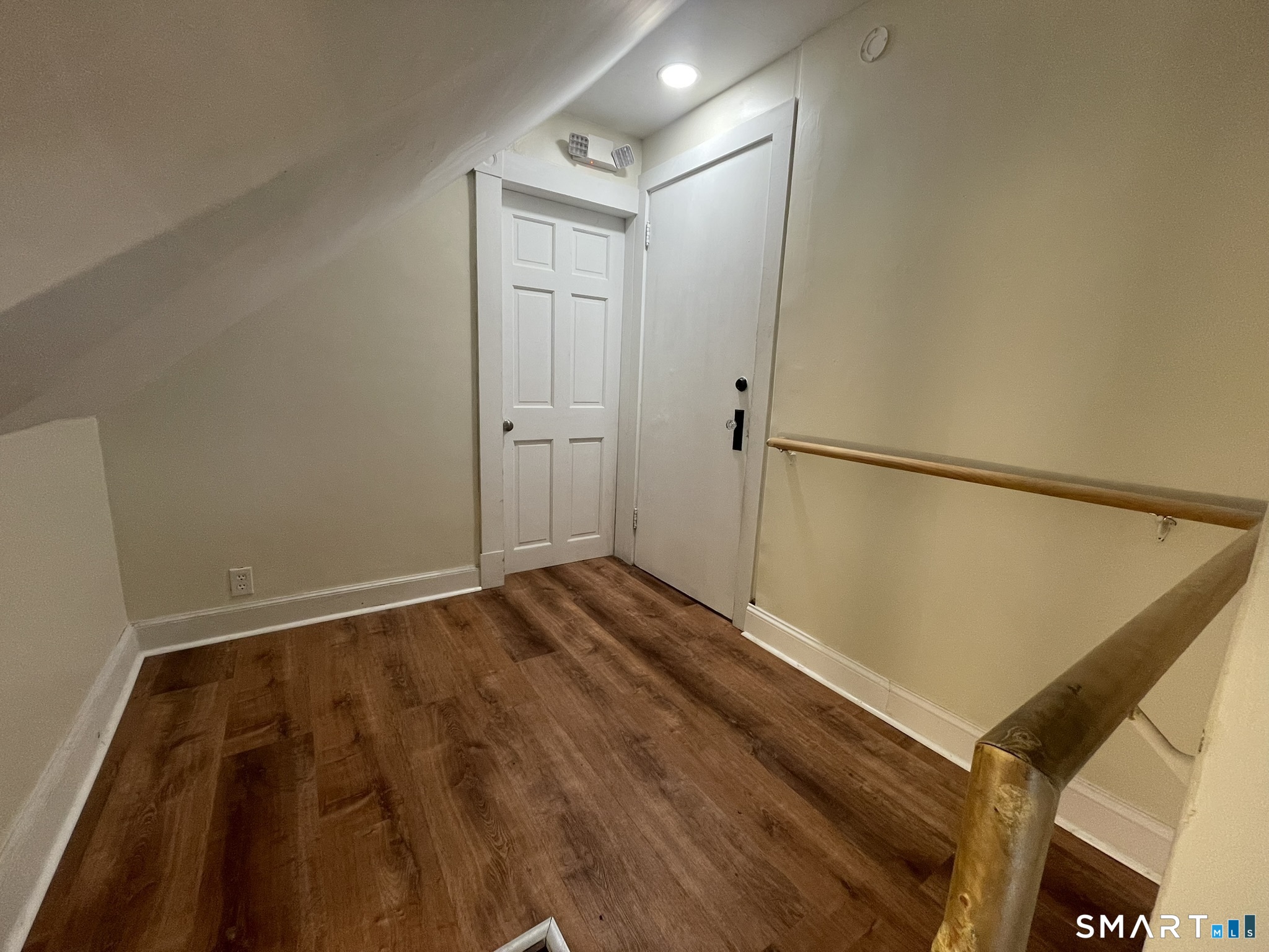 37 George 3 Street Property Photo 1