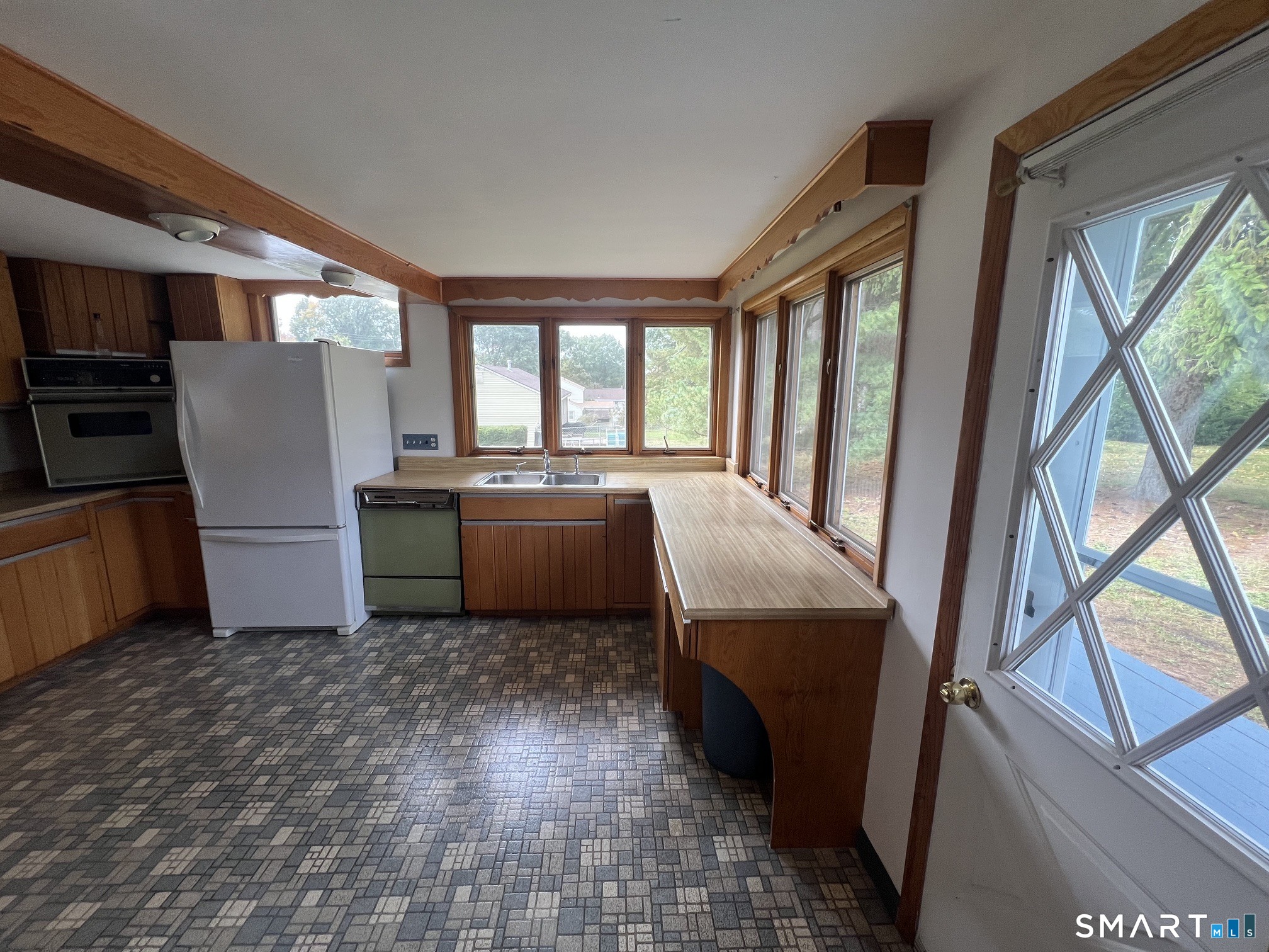 331 Griswold Street Property Photo 10