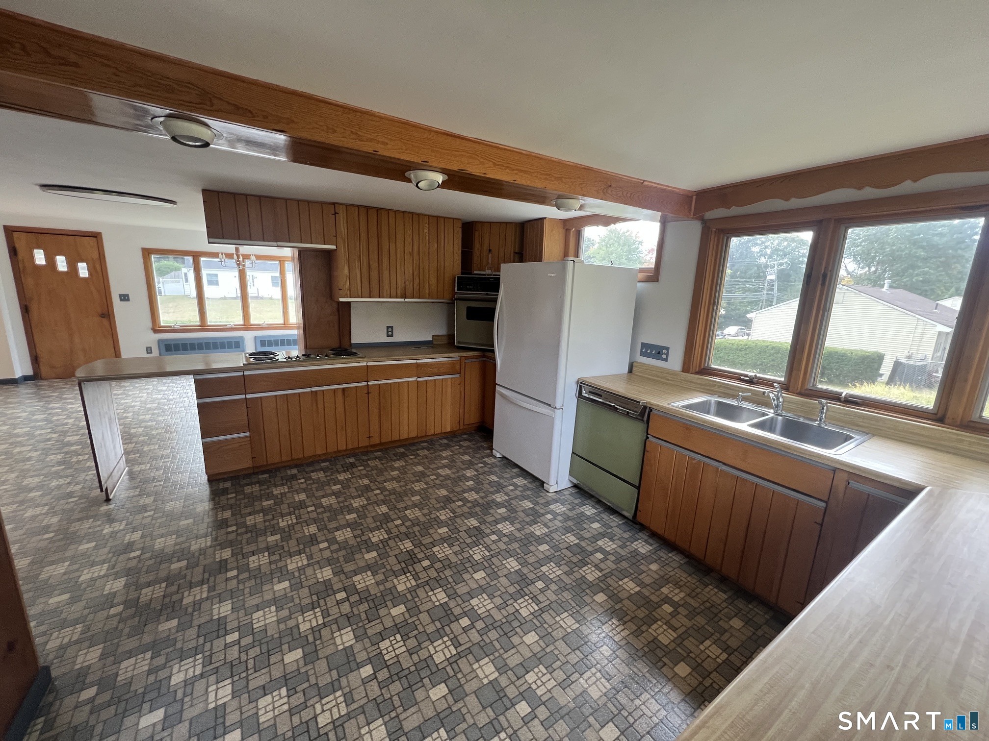 331 Griswold Street Property Photo 12