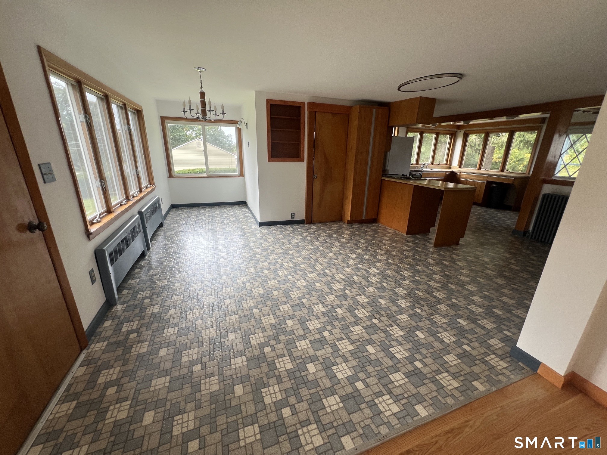 331 Griswold Street Property Photo 14