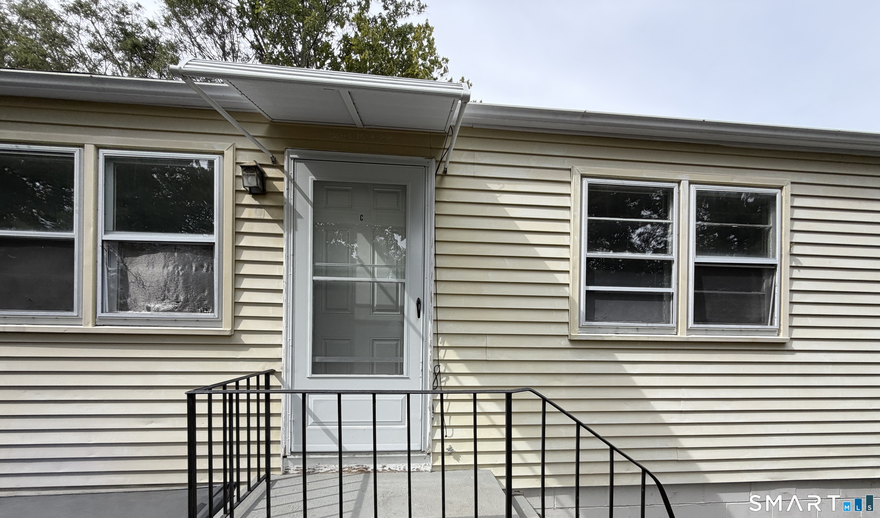 54 Monroe Street Property Photo 1