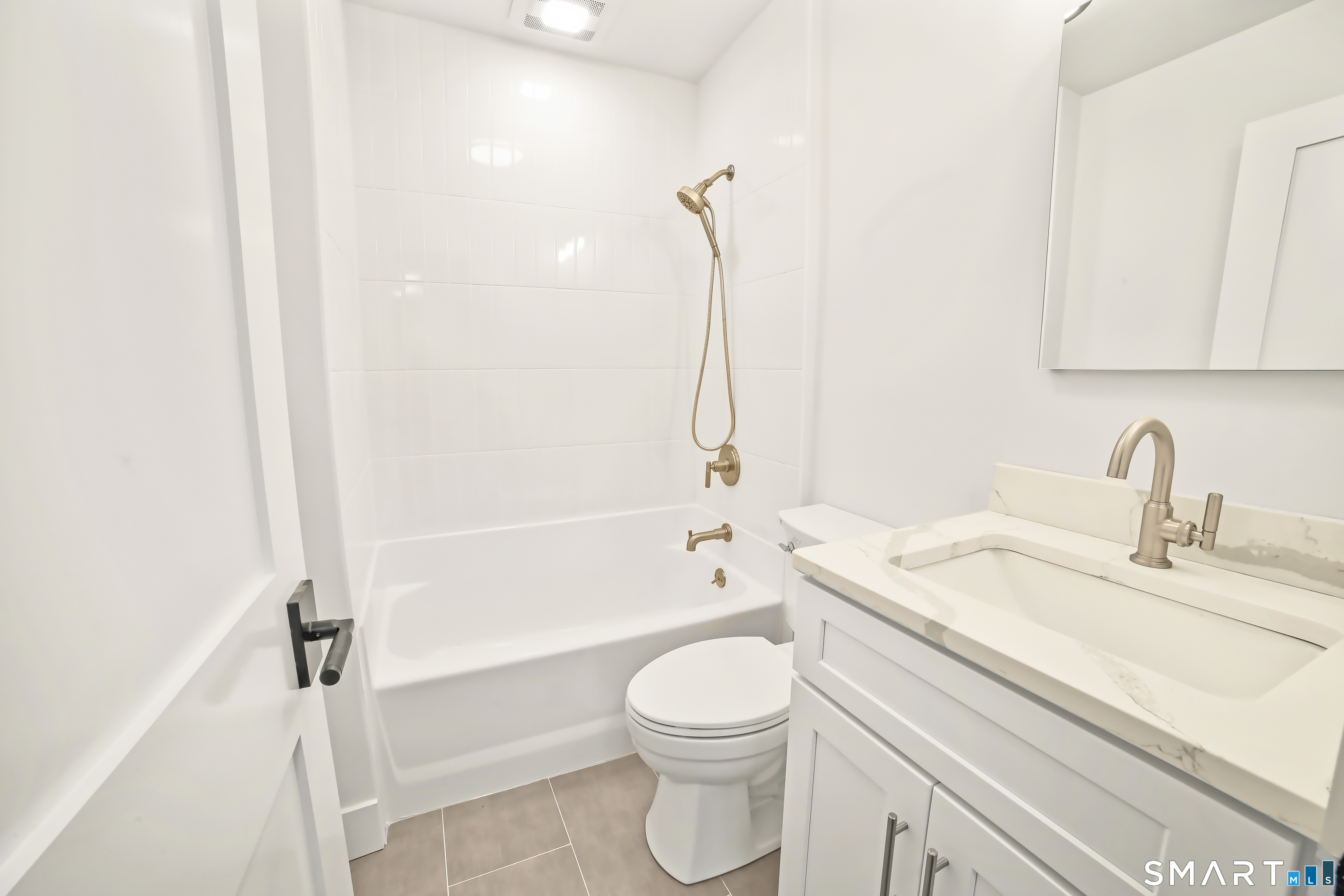 218 Bedford 3f Street Property Photo 22