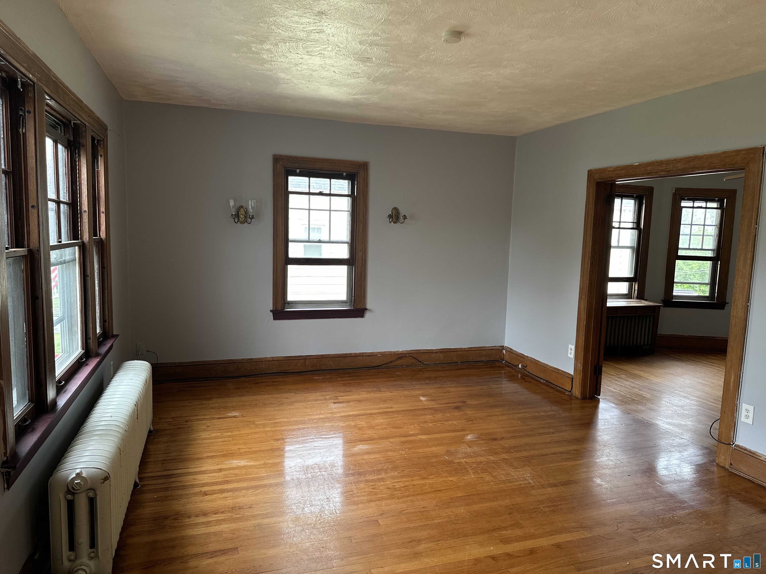 35 Woodmere Road Property Photo 3