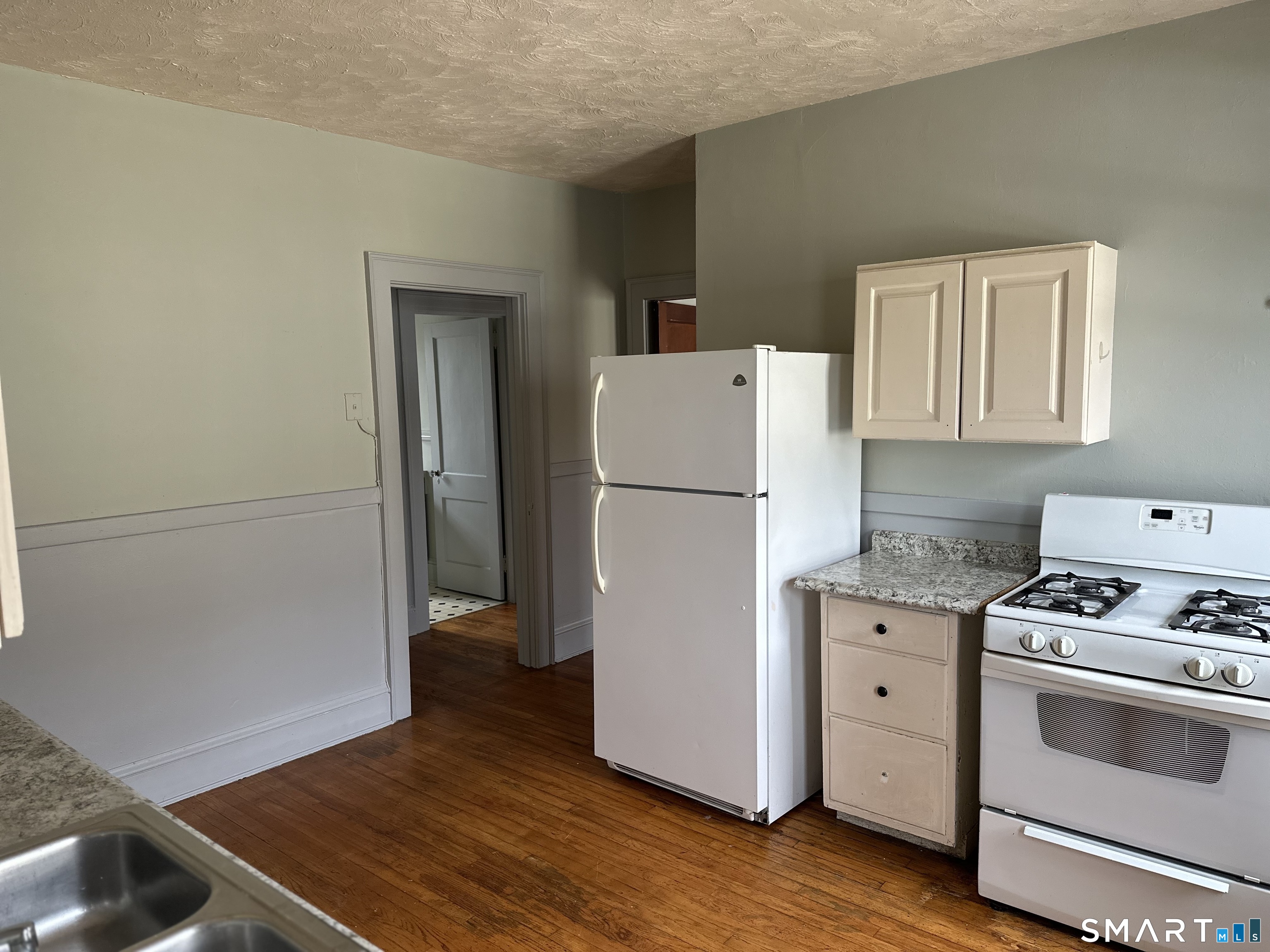 35 Woodmere Road Property Photo 13
