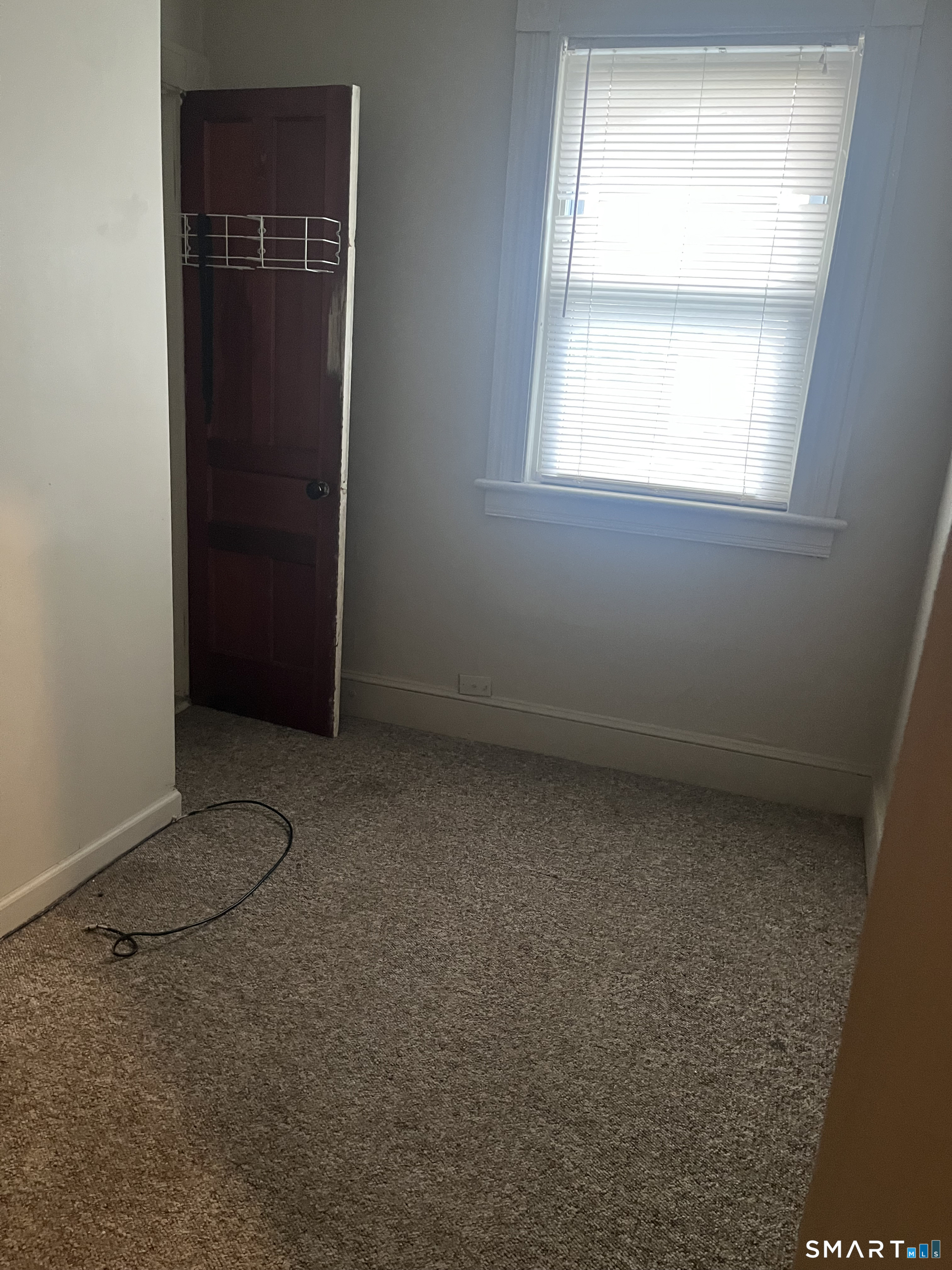 288 Oak 2nd Fl Avenue Property Photo 10