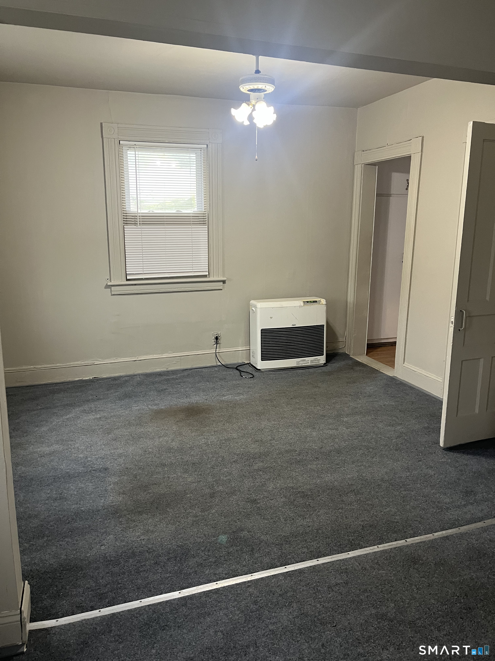 288 Oak 2nd Fl Avenue Property Photo 13